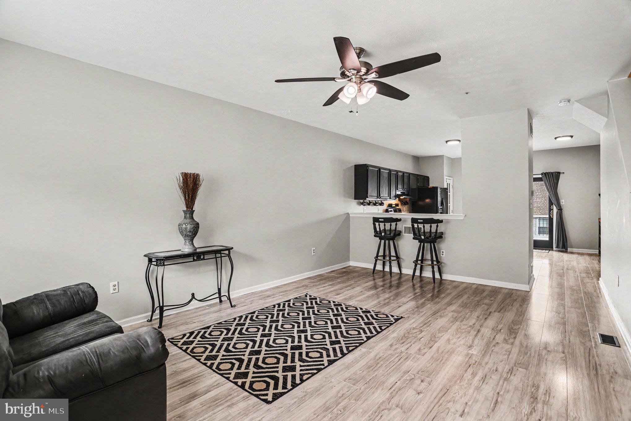 WASHINGTON WOODS - Residential