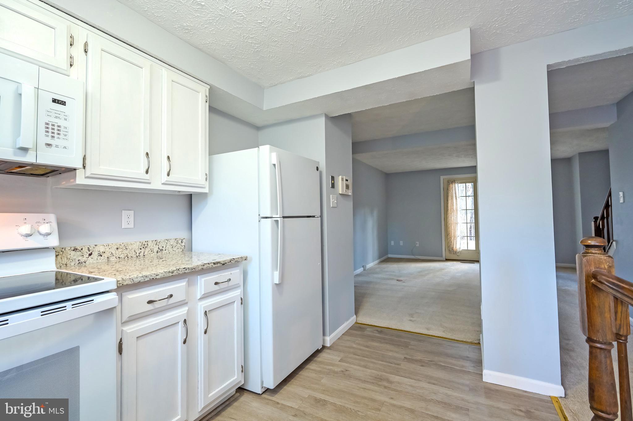 THORNHILL - Residential