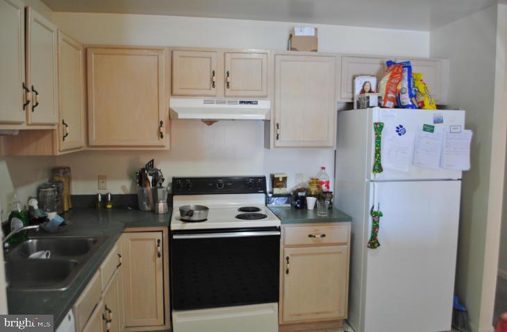 STERLING PLACE - Residential