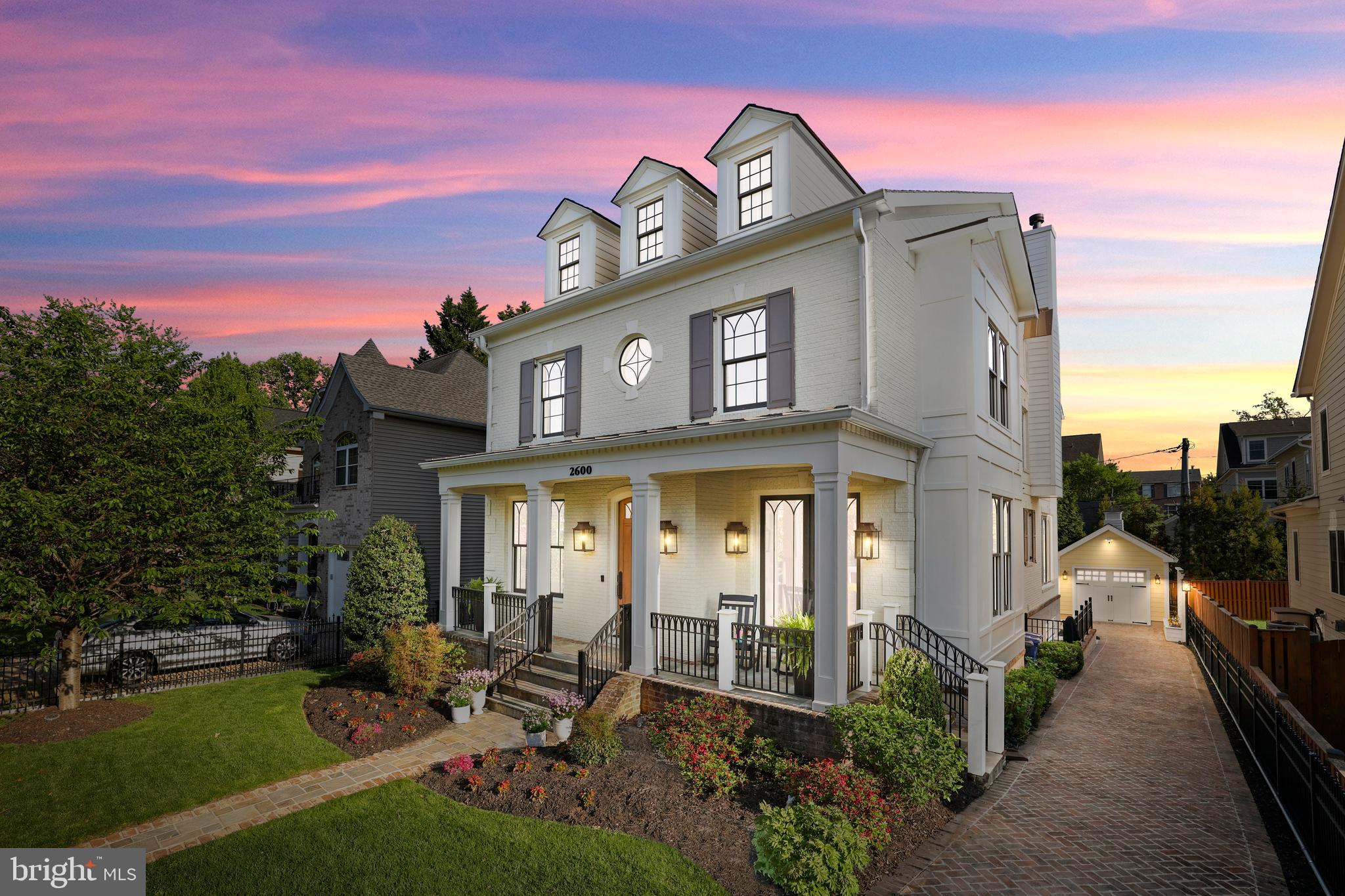 CLARENDON - Residential