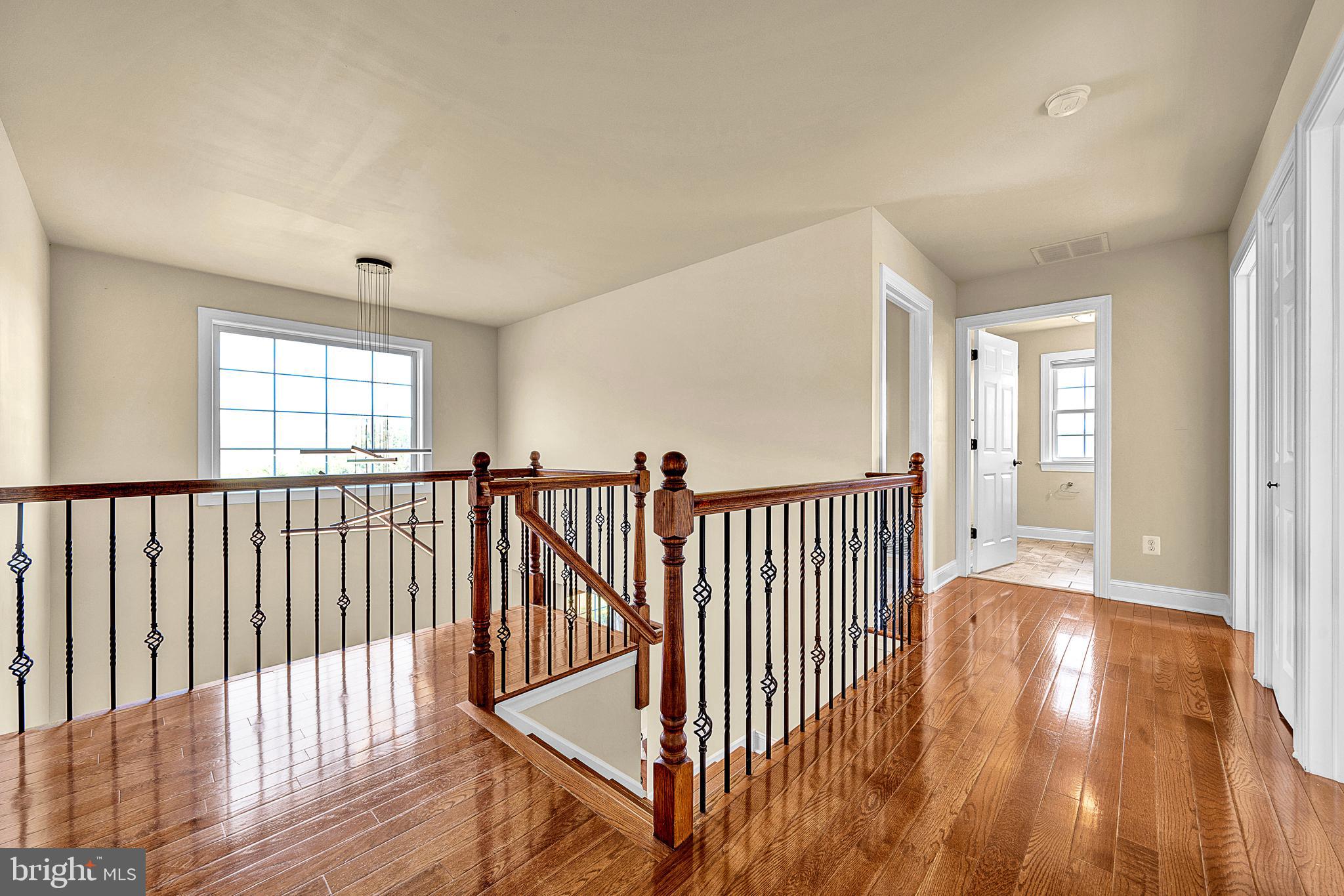NORTH POINTE - Residential