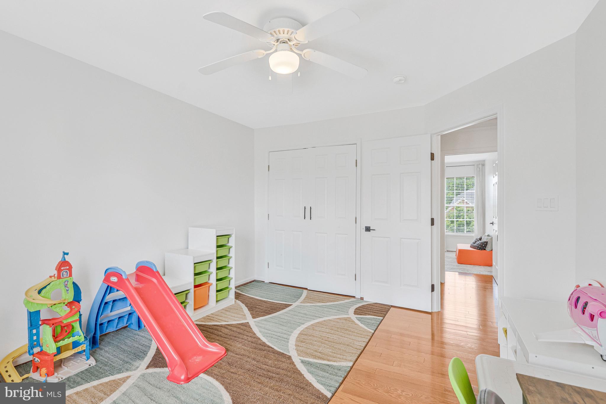 SOMERSET - Residential