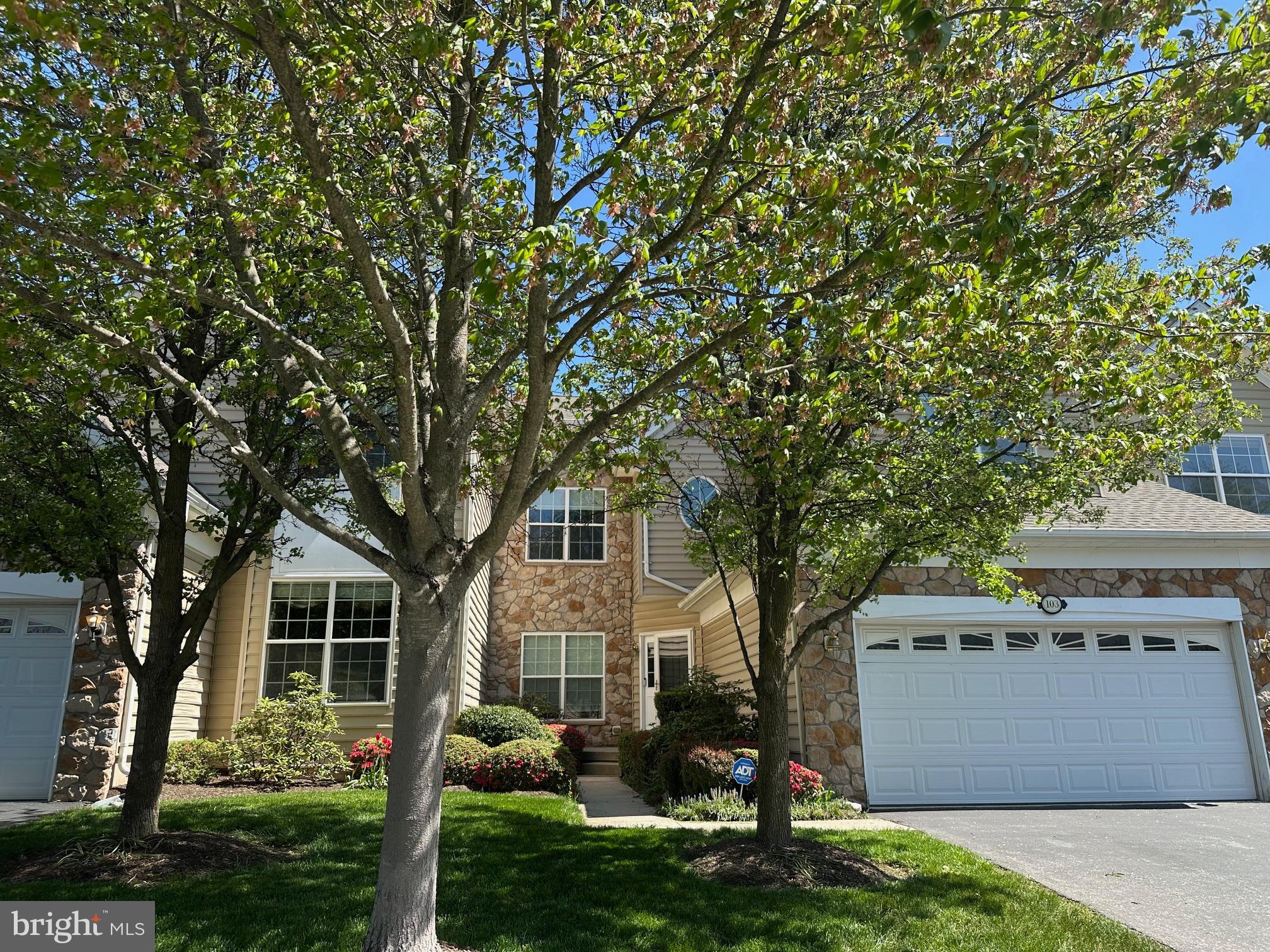 RIVERCREST - Residential Lease