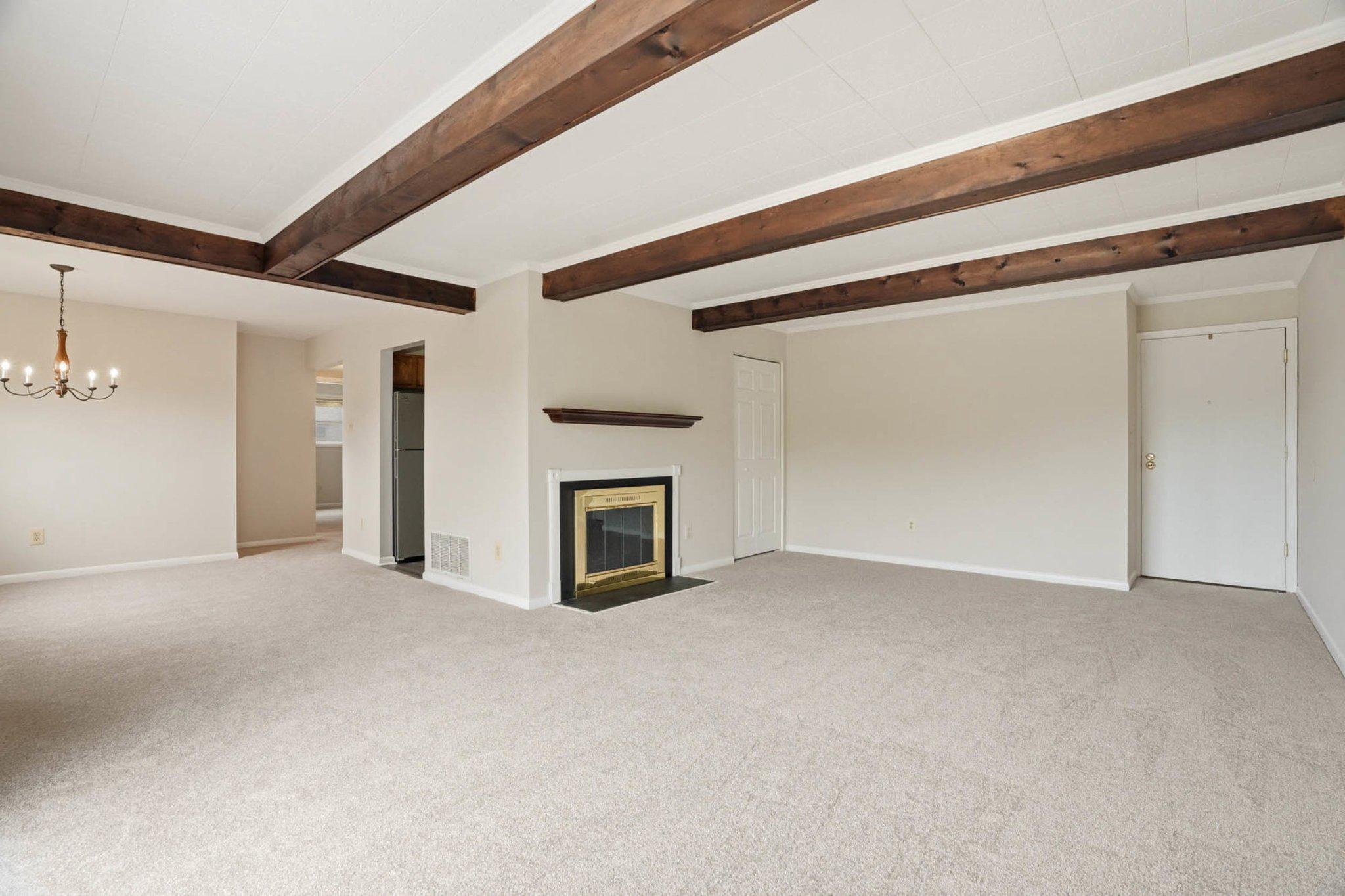WARREN LODGE CONDOMINIUMS - Residential