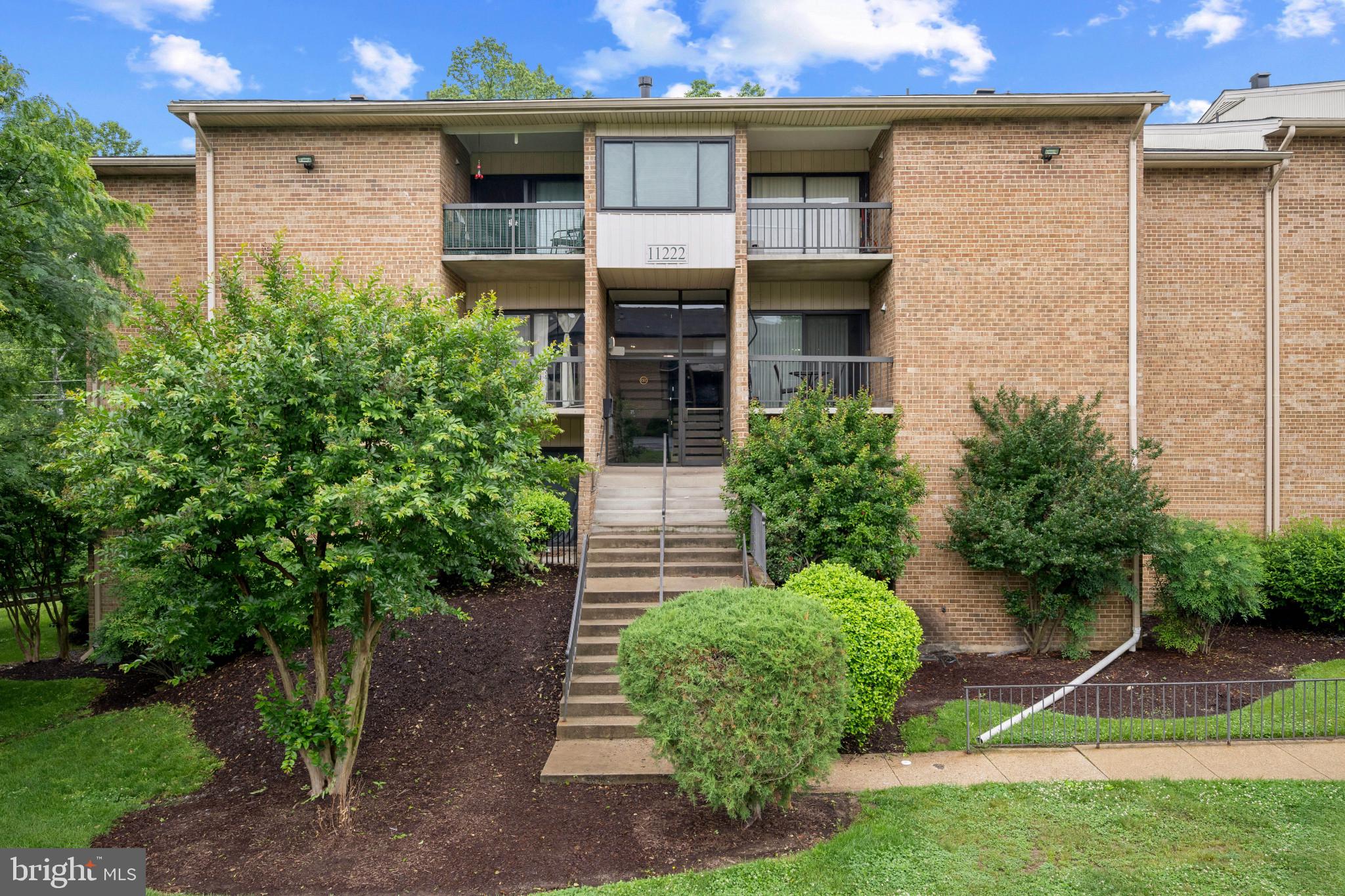 CHERRY GLEN CONDOS - Residential