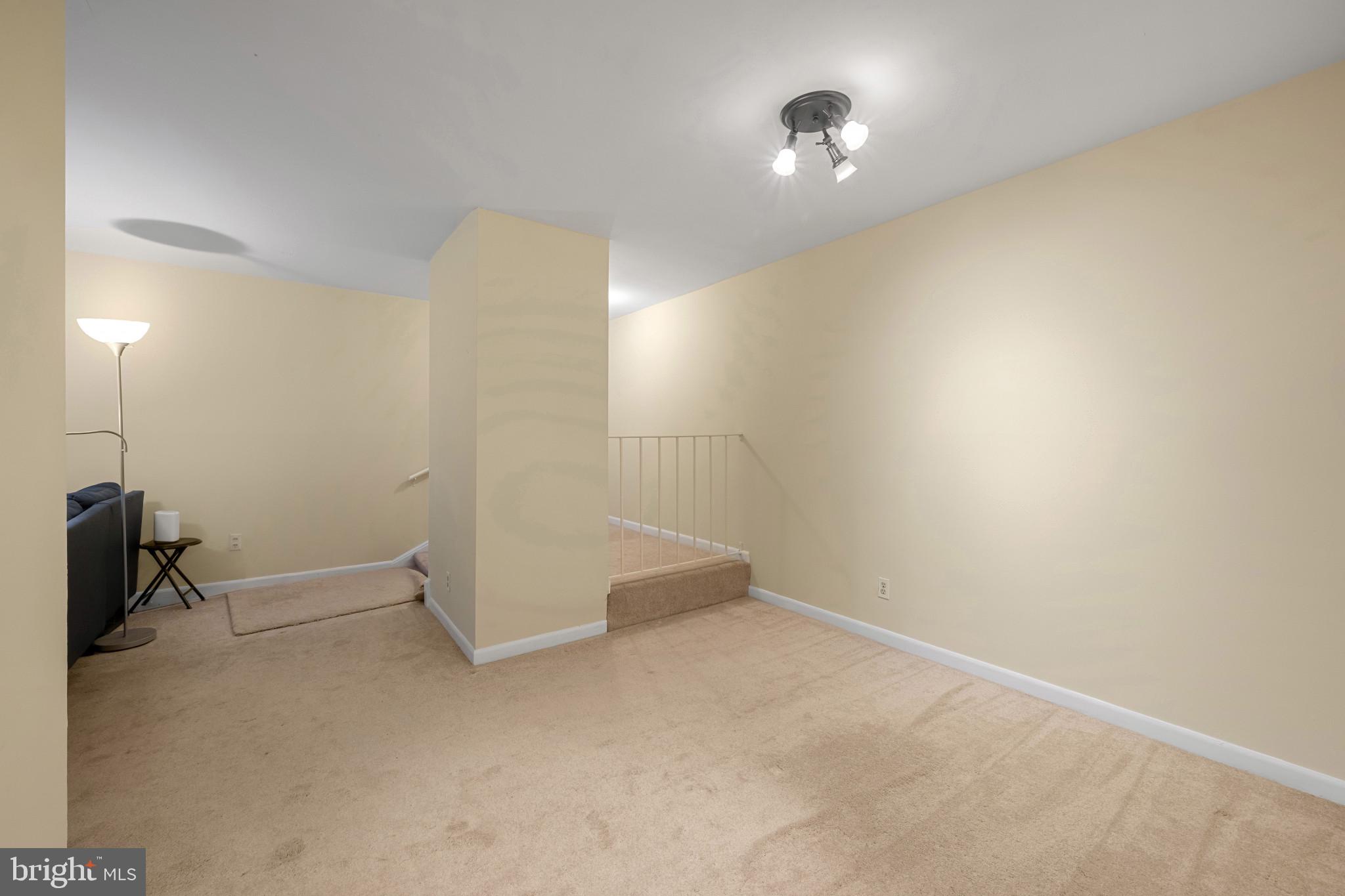 CHERRY GLEN CONDOS - Residential