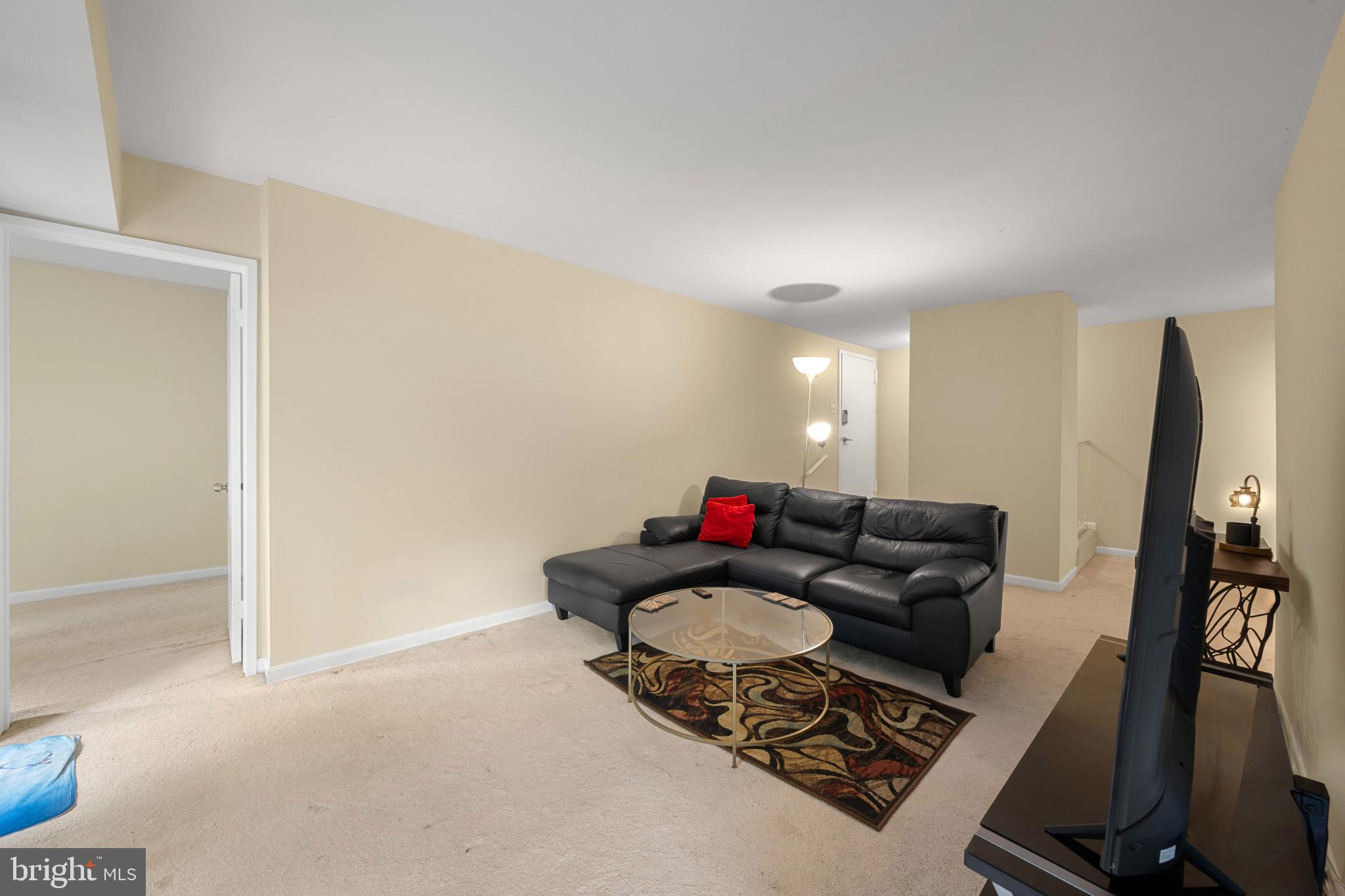 CHERRY GLEN CONDOS - Residential