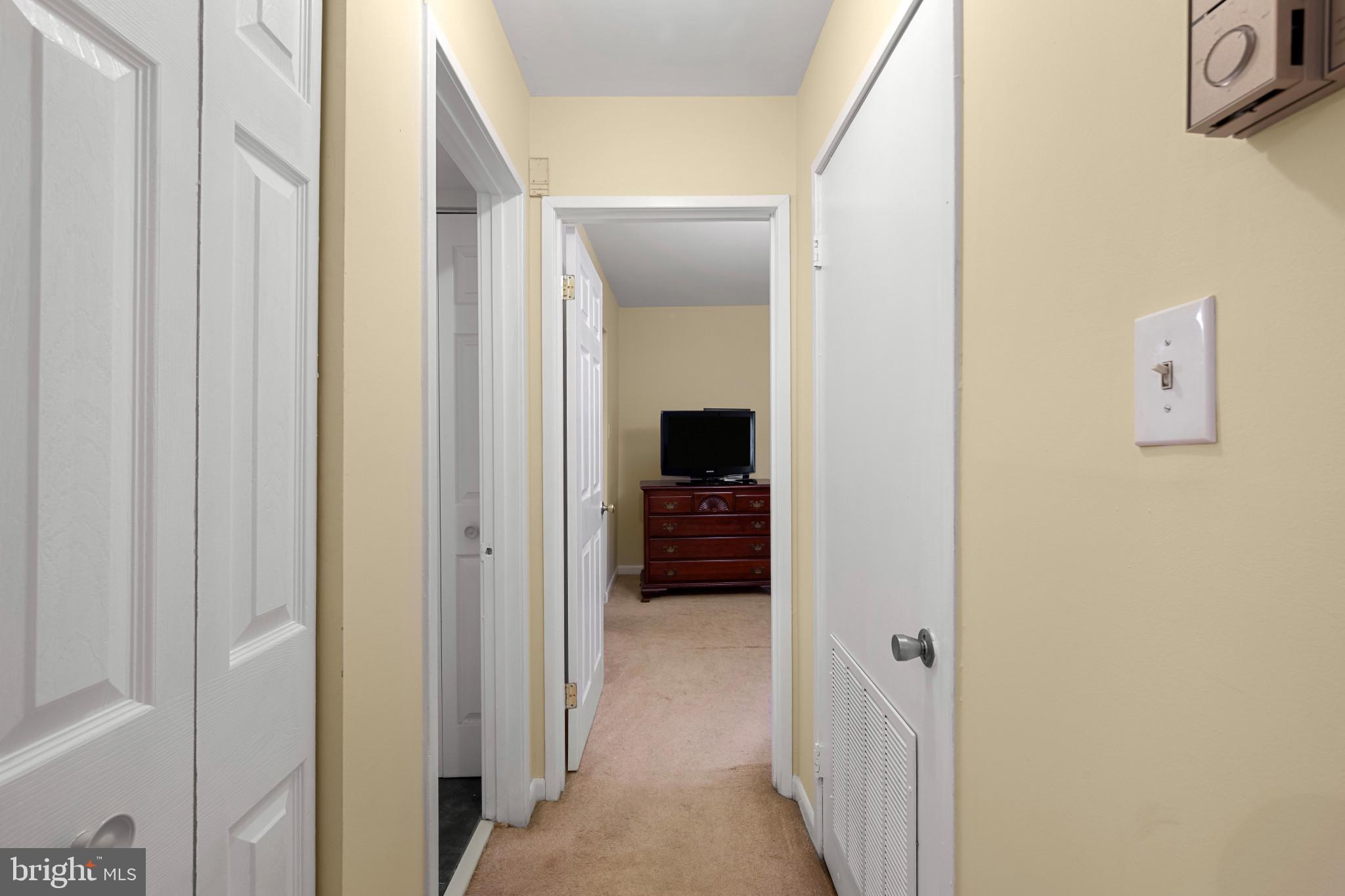 CHERRY GLEN CONDOS - Residential
