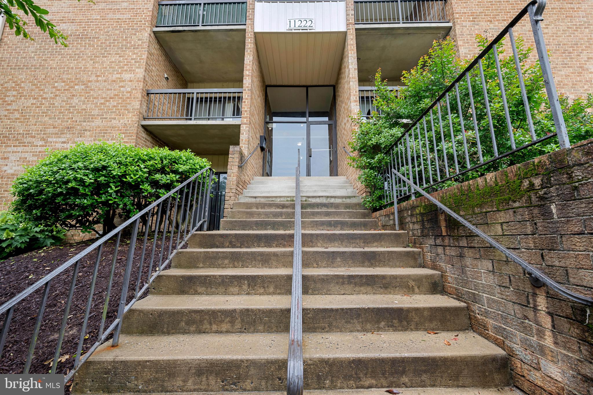 CHERRY GLEN CONDOS - Residential