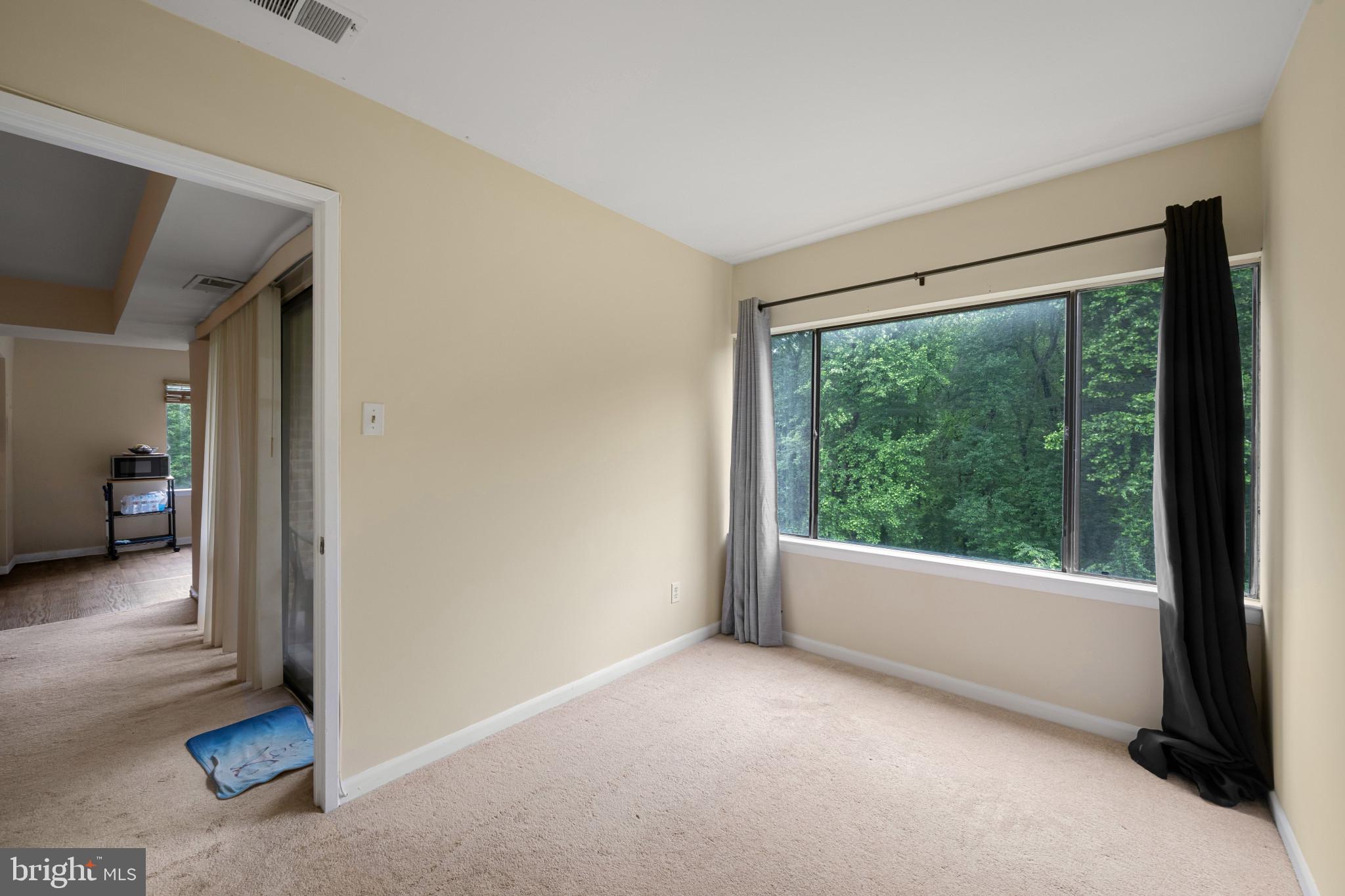 CHERRY GLEN CONDOS - Residential
