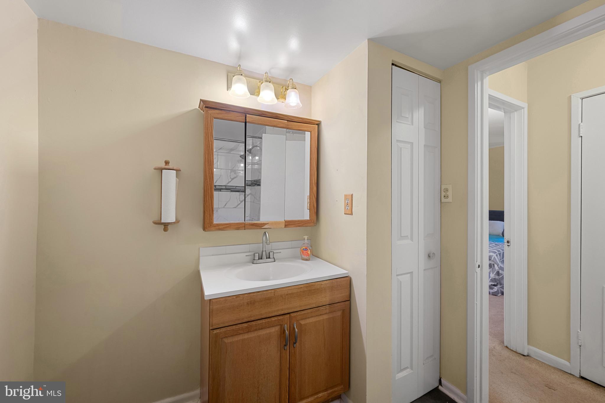 CHERRY GLEN CONDOS - Residential