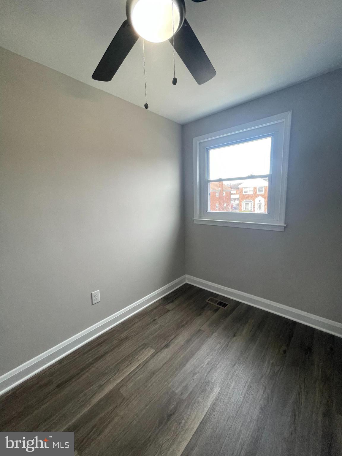 PARKSIDE - Residential Lease