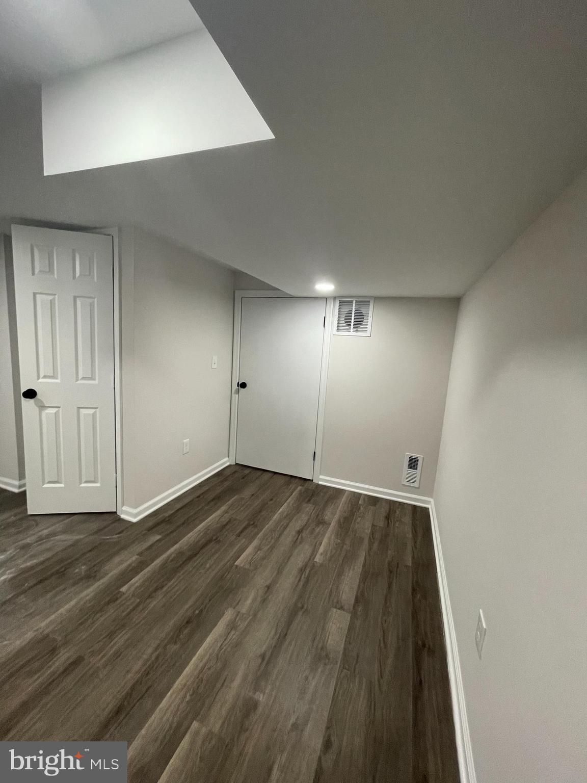 PARKSIDE - Residential Lease