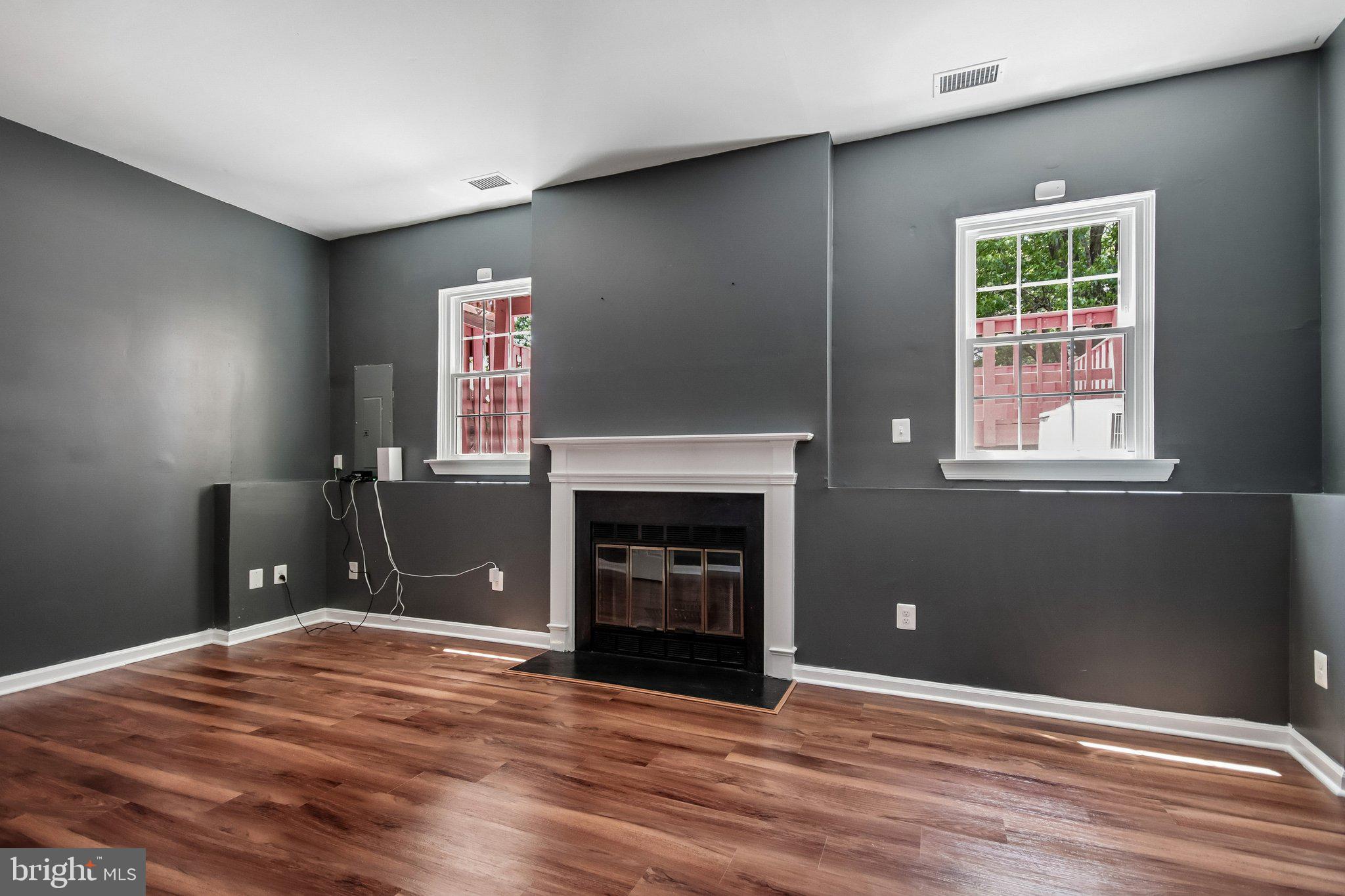 FOX CREEK - Residential