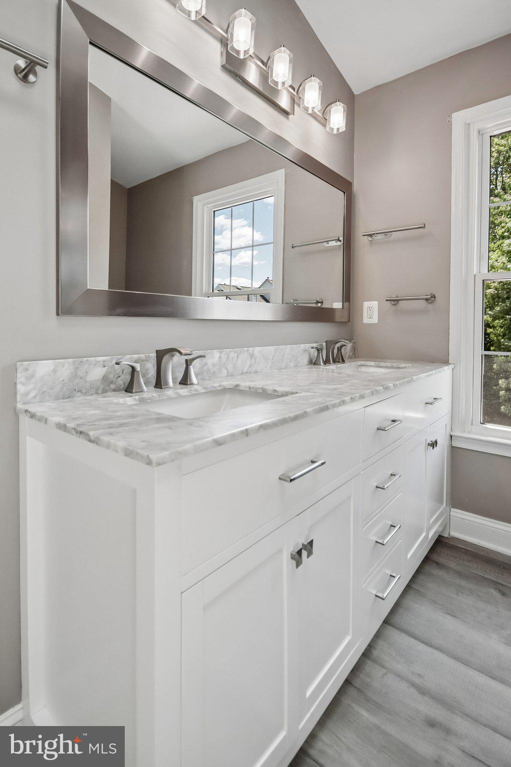 FOX CREEK - Residential