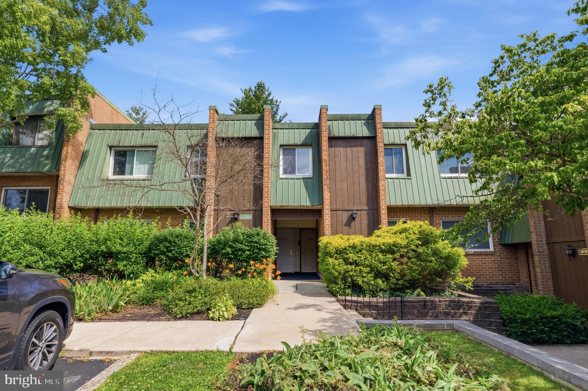 THE MEADOWS - Residential