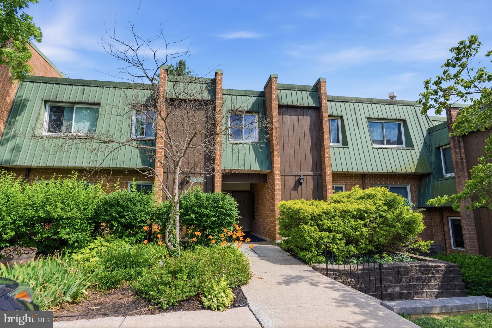 THE MEADOWS - Residential