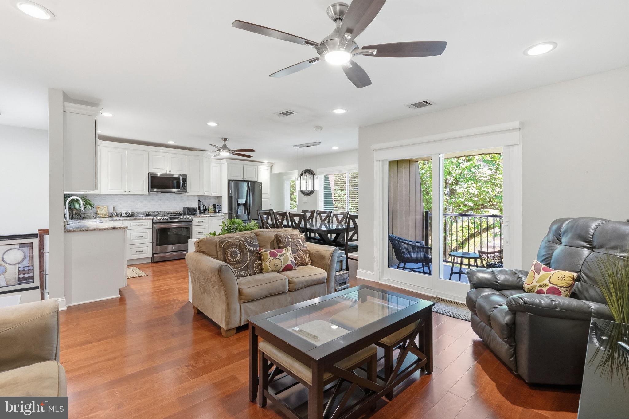 THE MEADOWS - Residential