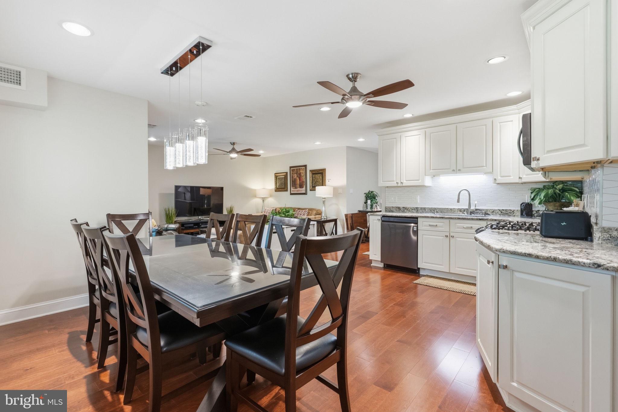 THE MEADOWS - Residential