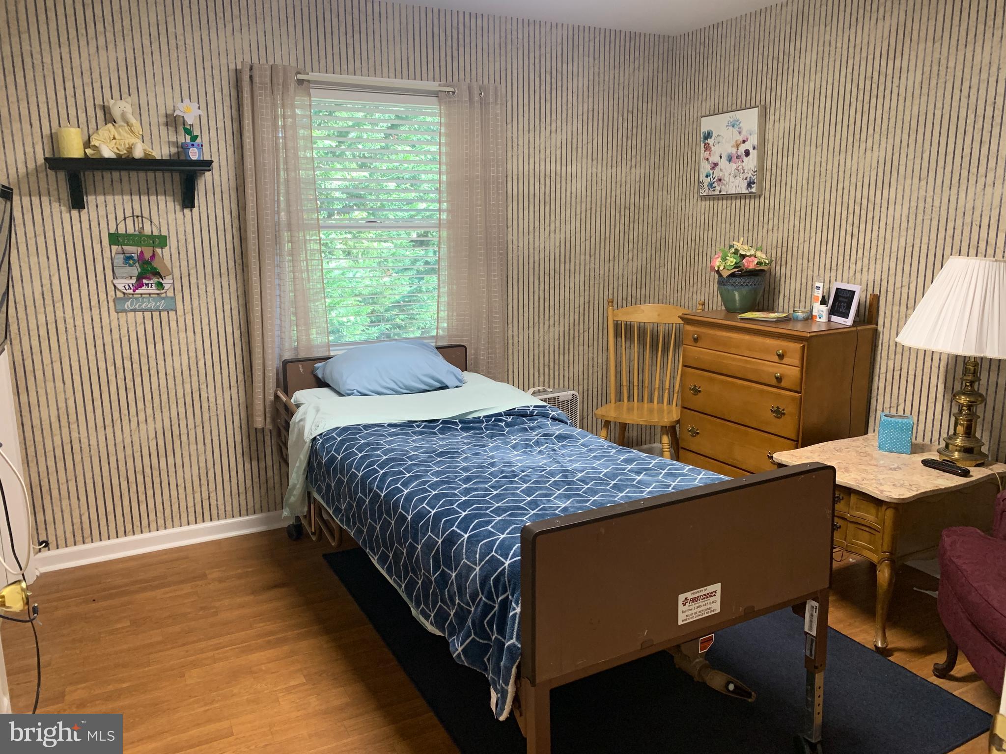 TOWN OF ROCK HALL - Commercial Sale