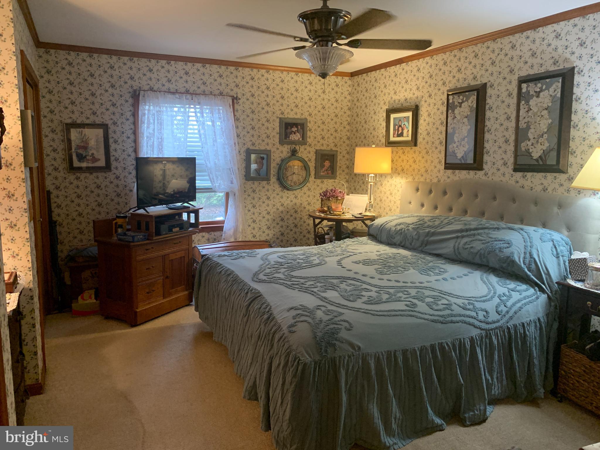 TOWN OF ROCK HALL - Commercial Sale