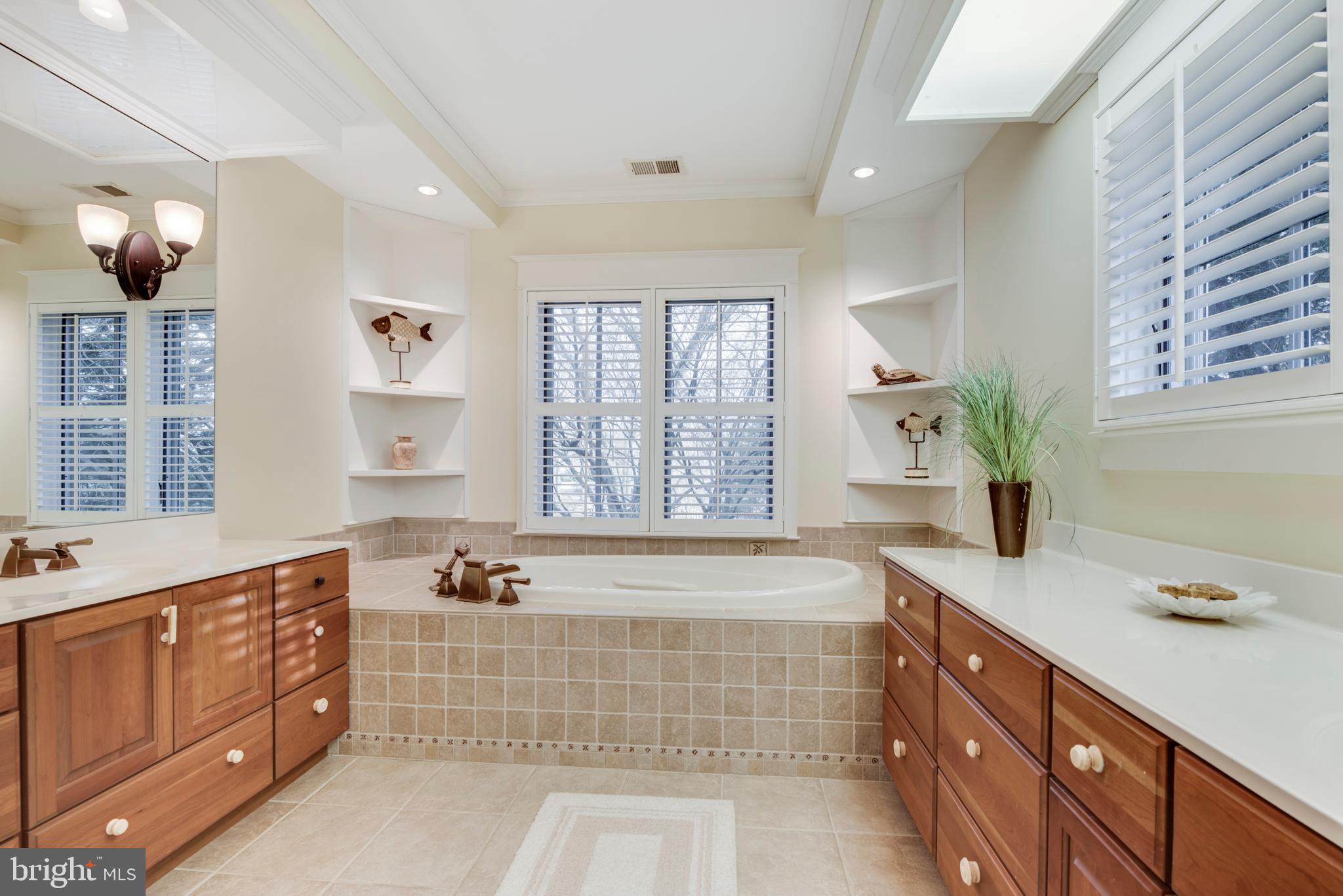 GALESVILLE ESTATES - Residential