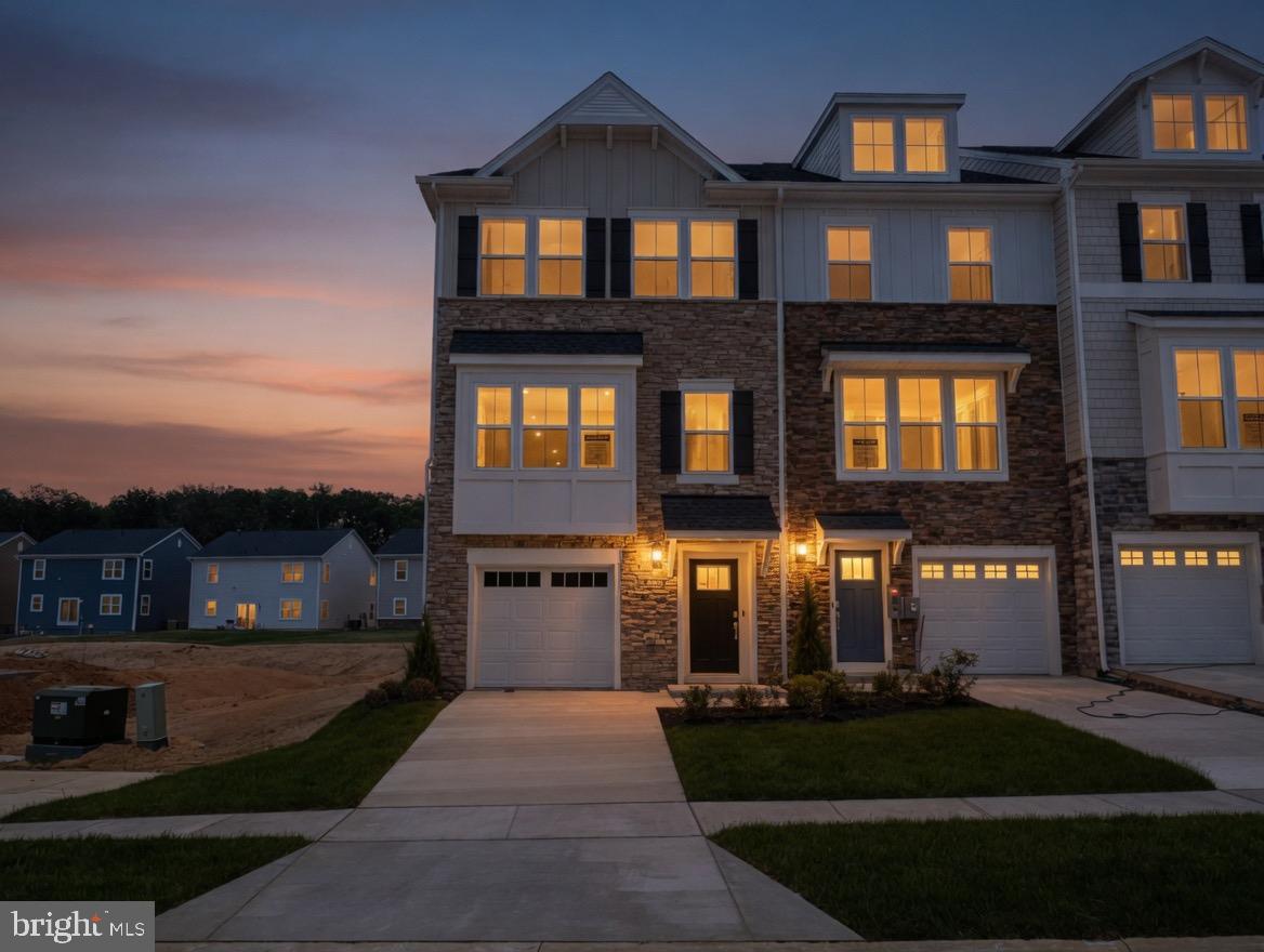 WHITE PLAINS - Residential