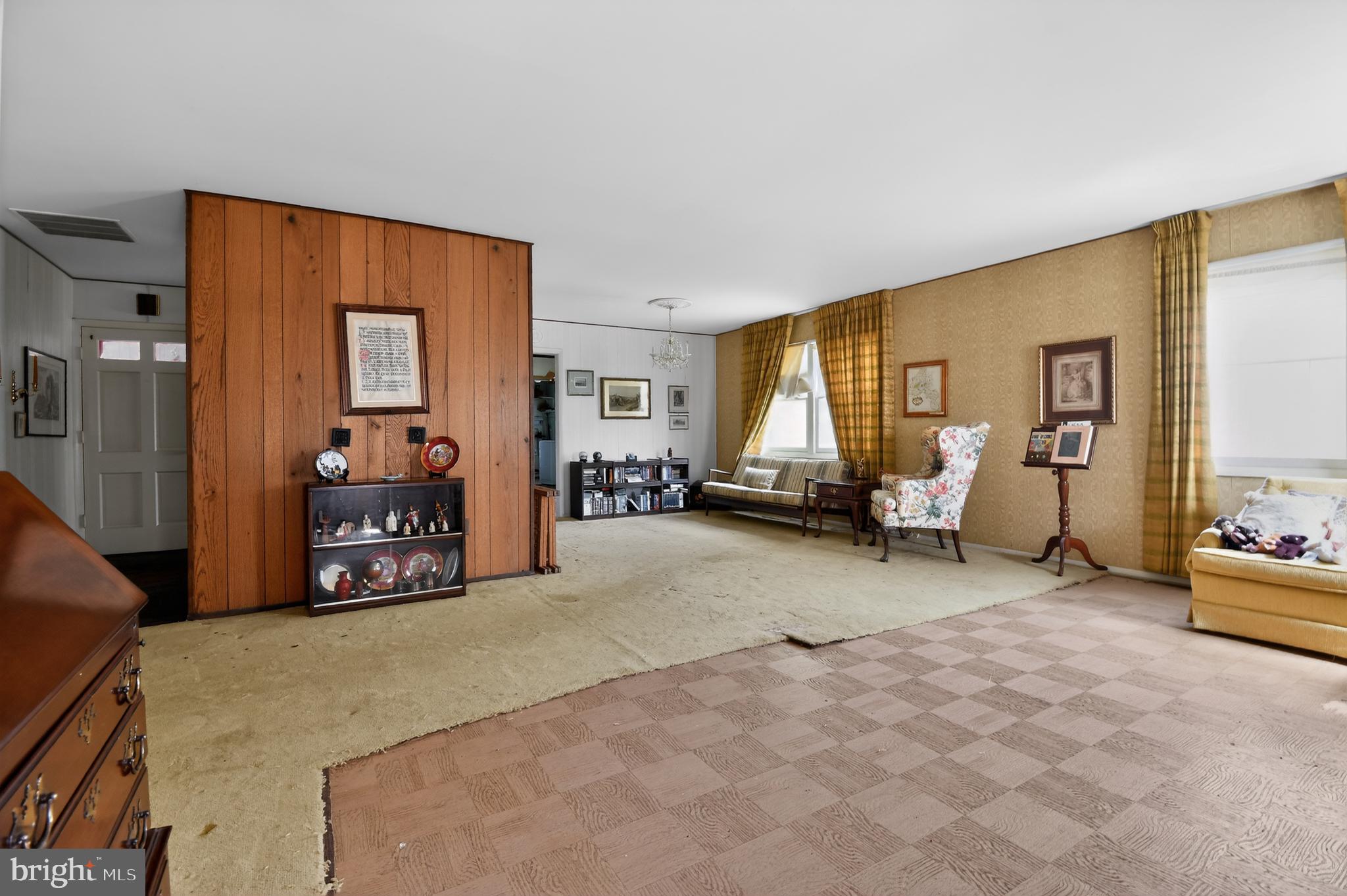 POINTER RIDGE - Residential