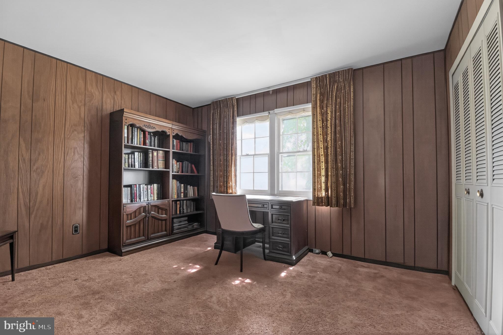 POINTER RIDGE - Residential
