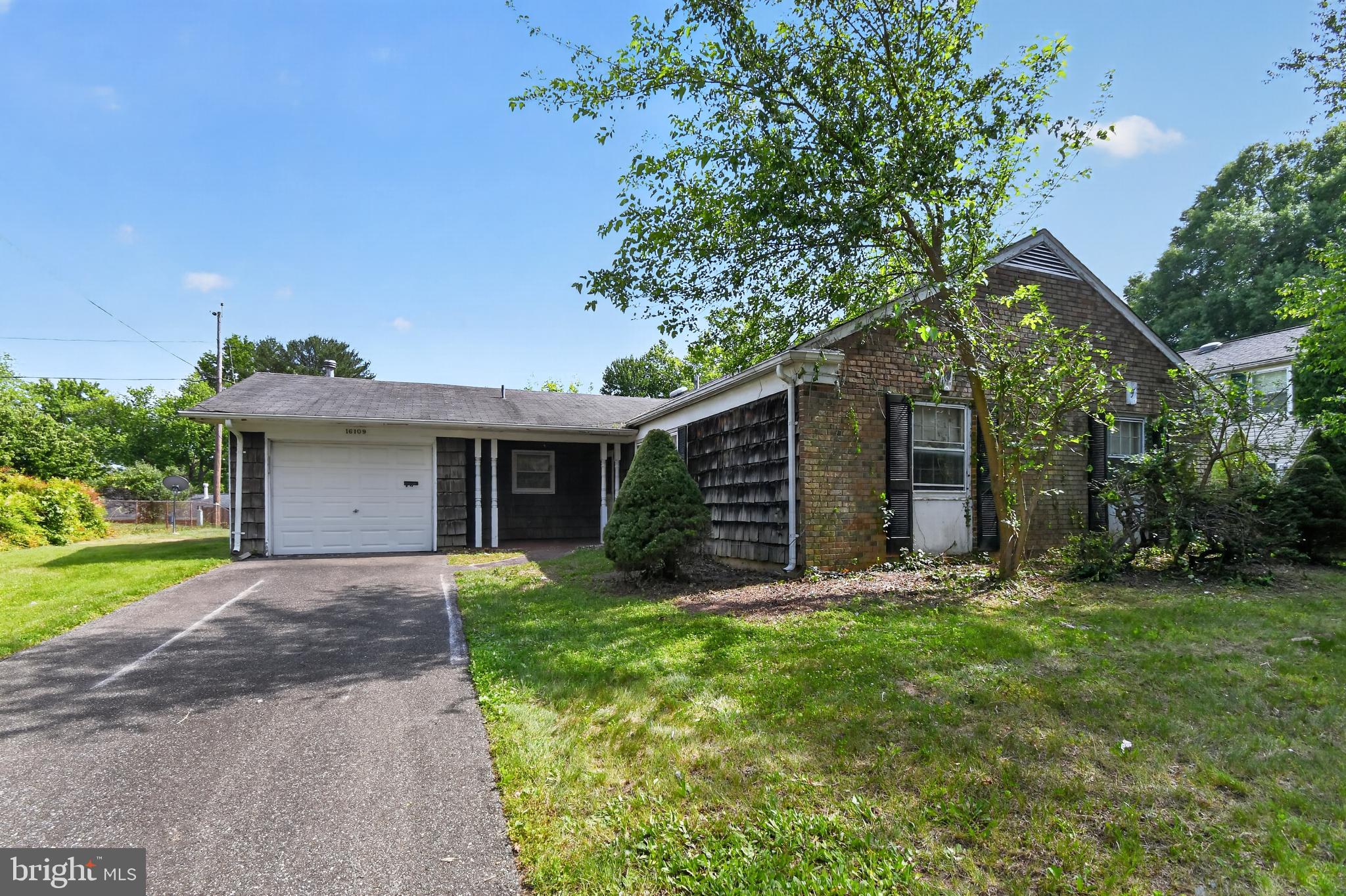 POINTER RIDGE - Residential