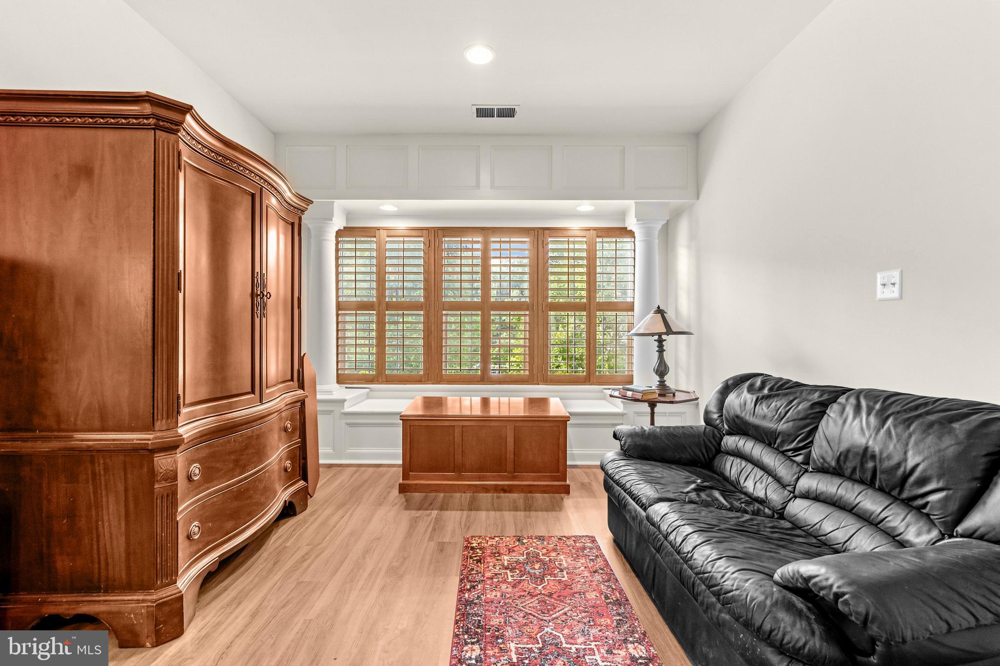 OLNEY OUTSIDE - Residential