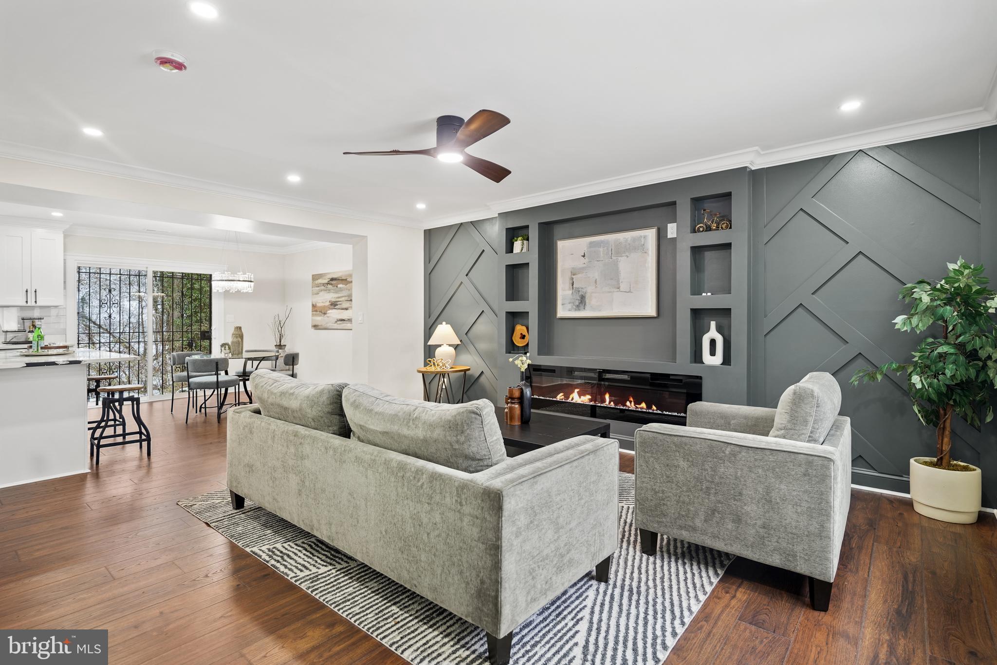 LONDON WOODS - Residential