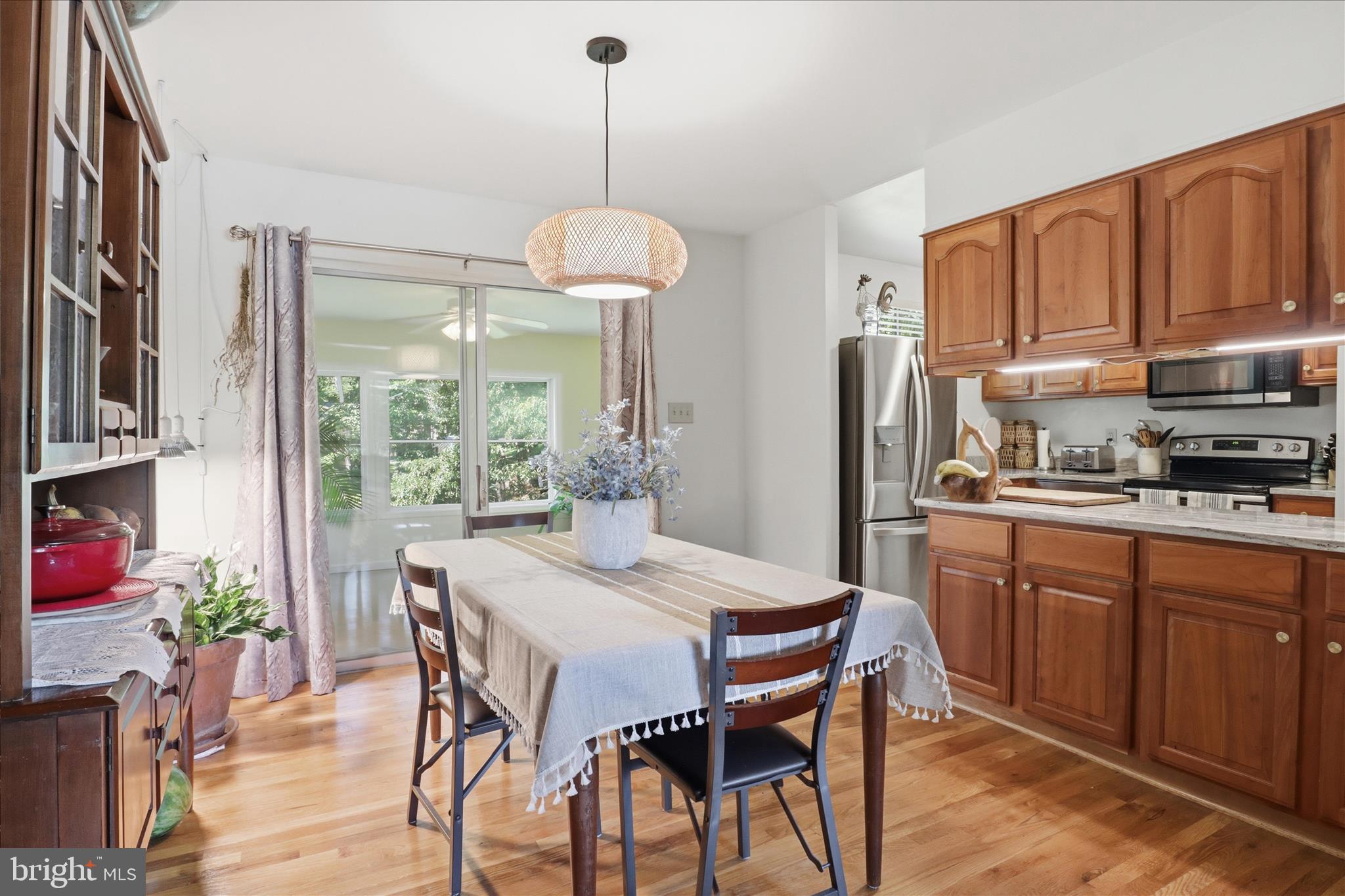 WEST SPRINGFIELD VILLAGE - Residential