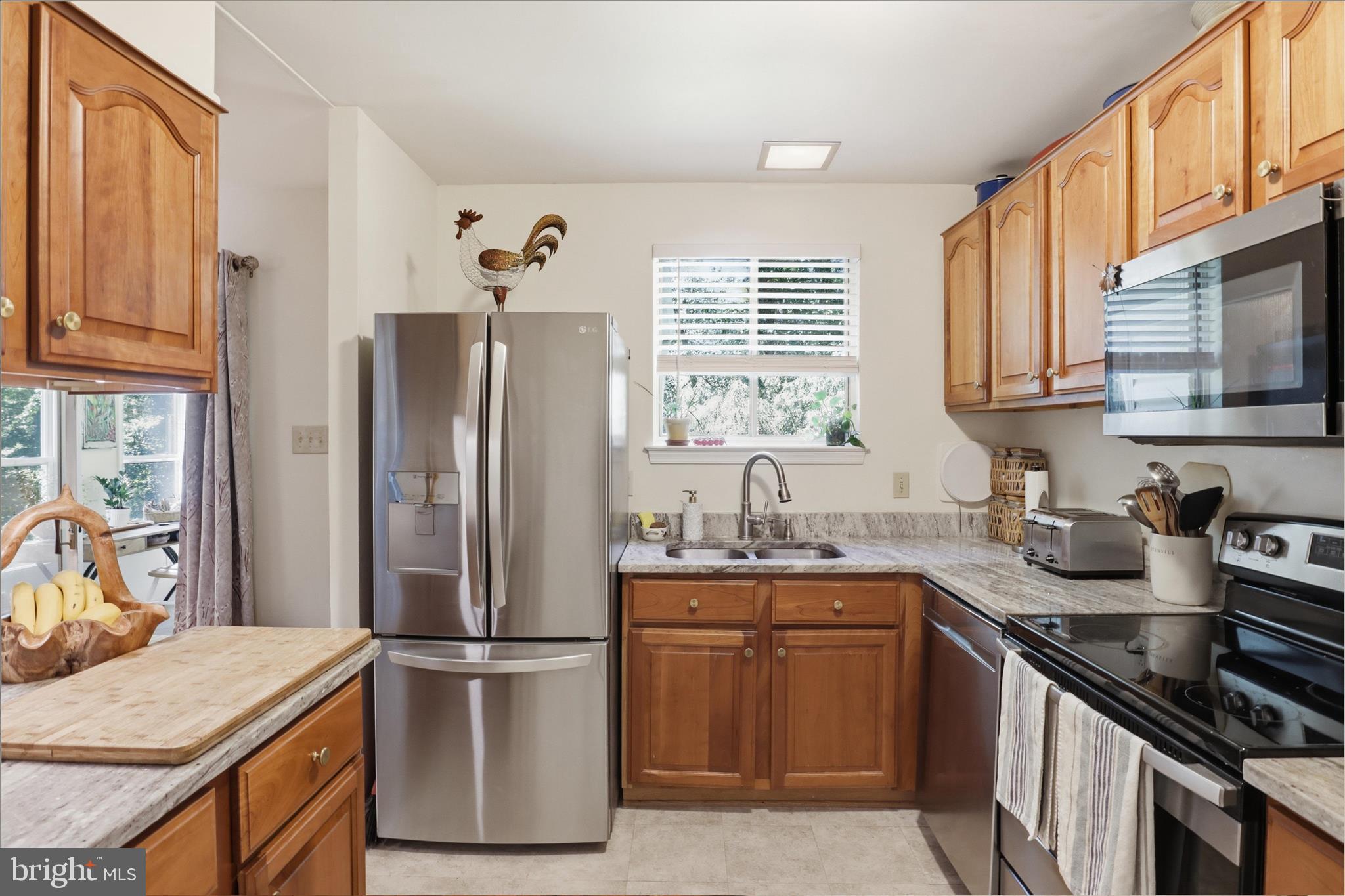 WEST SPRINGFIELD VILLAGE - Residential
