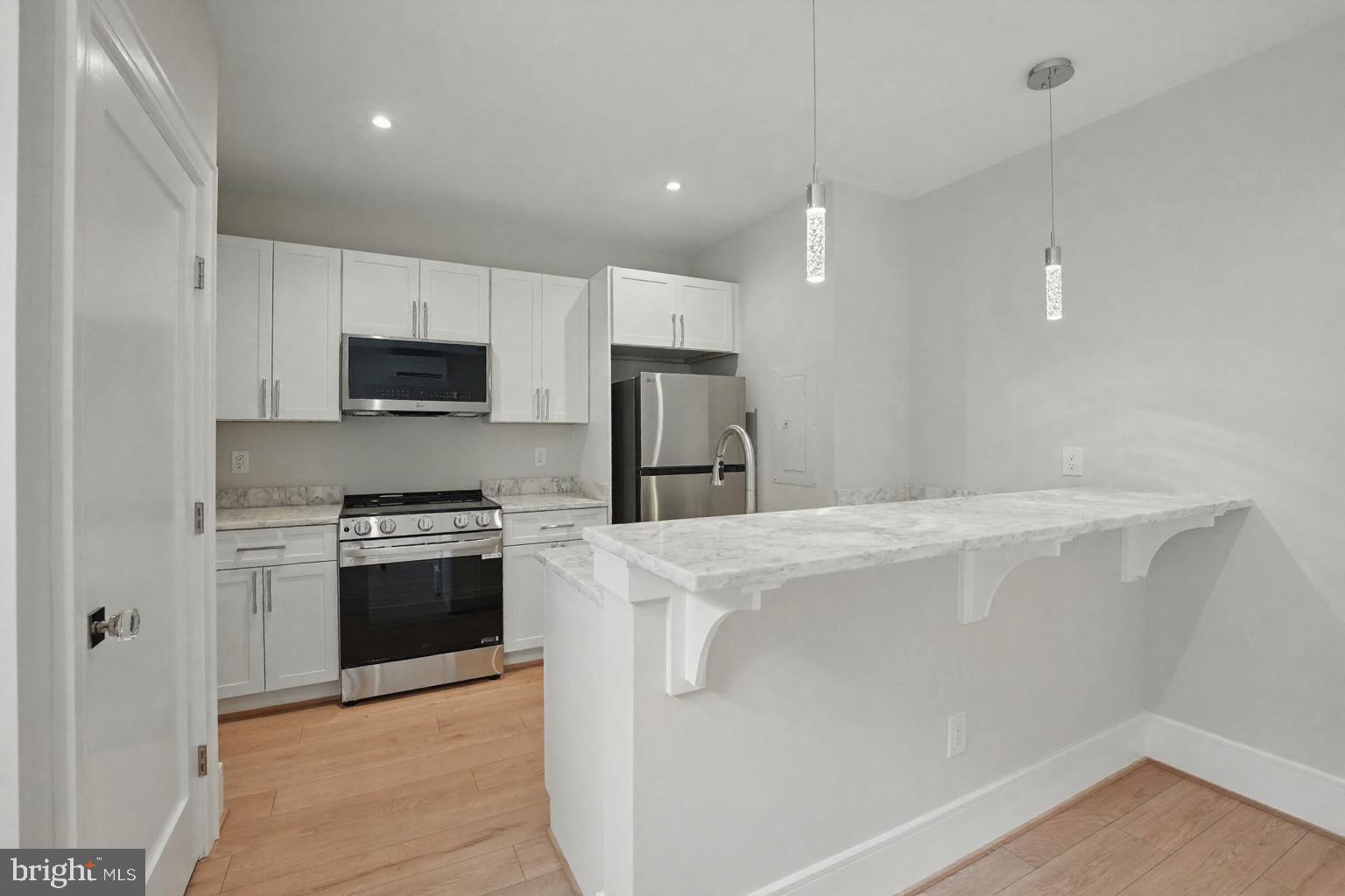 WILLET HEIGHTS - Residential