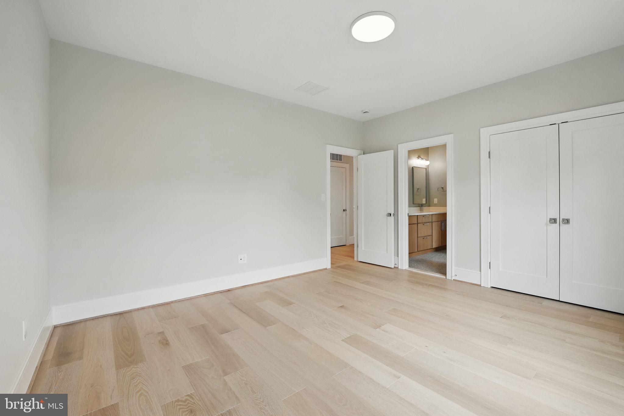 WILLET HEIGHTS - Residential