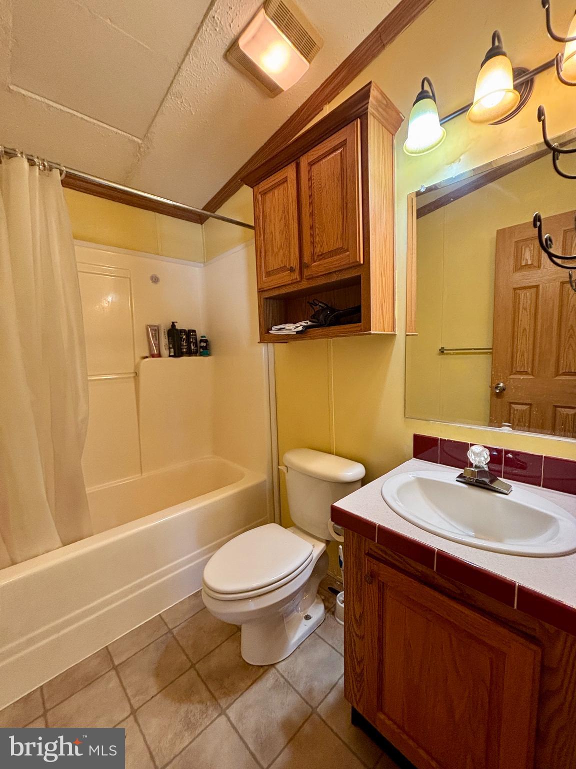 SOUTHSIDE LANDING - Residential