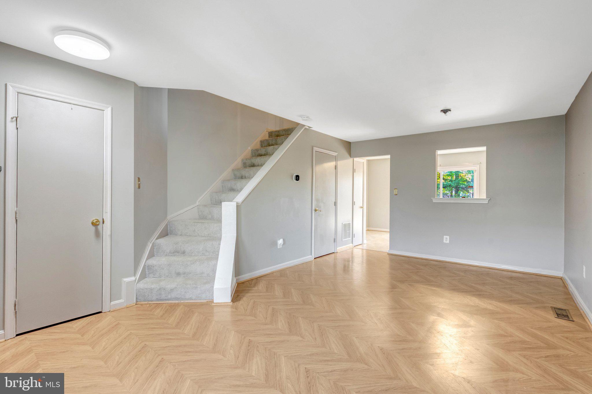 CENTREVILLE GREEN - Residential