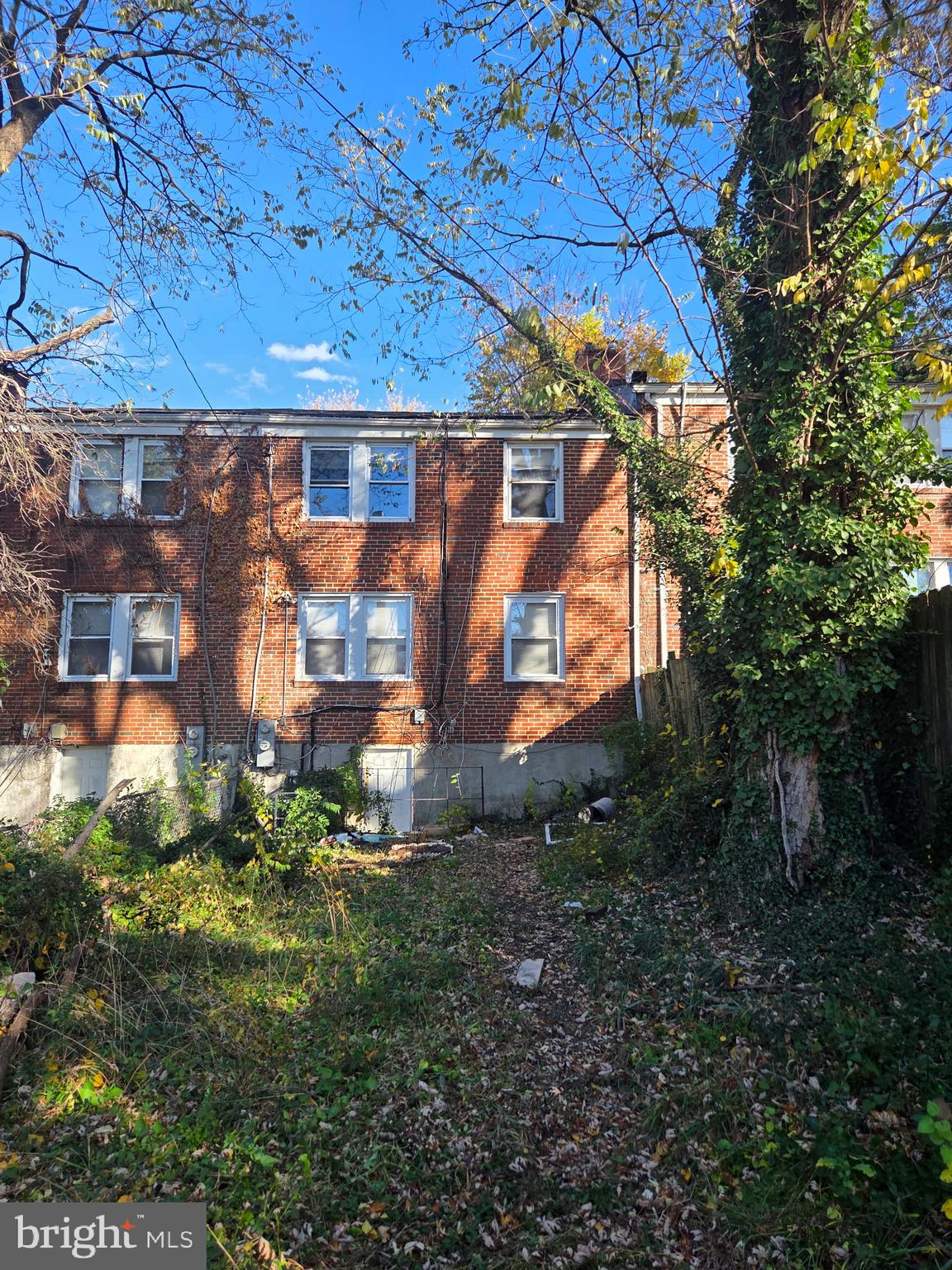 CAMERON VILLAGE - Residential Income