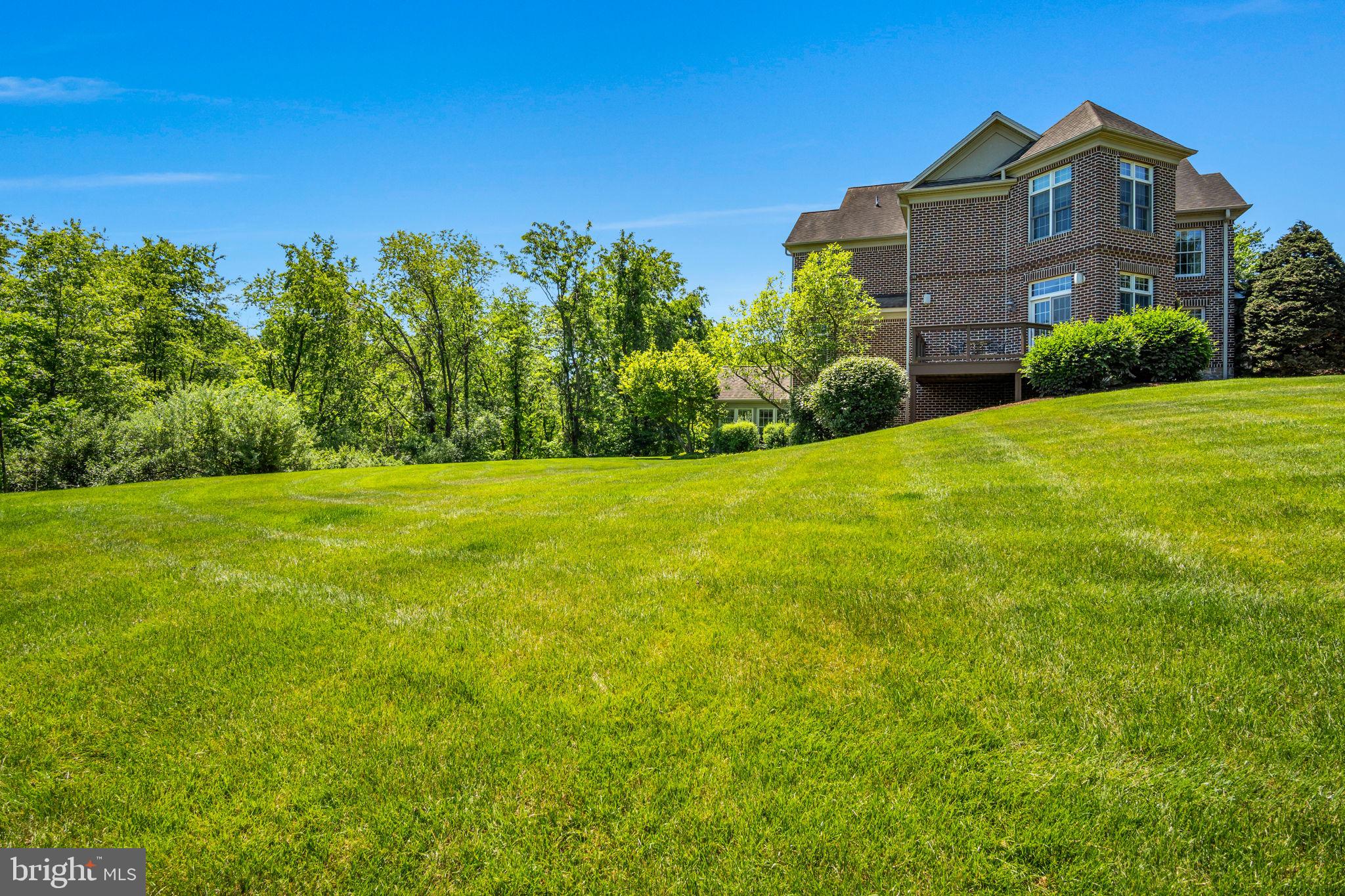 RICH VALLEY MANOR - Residential