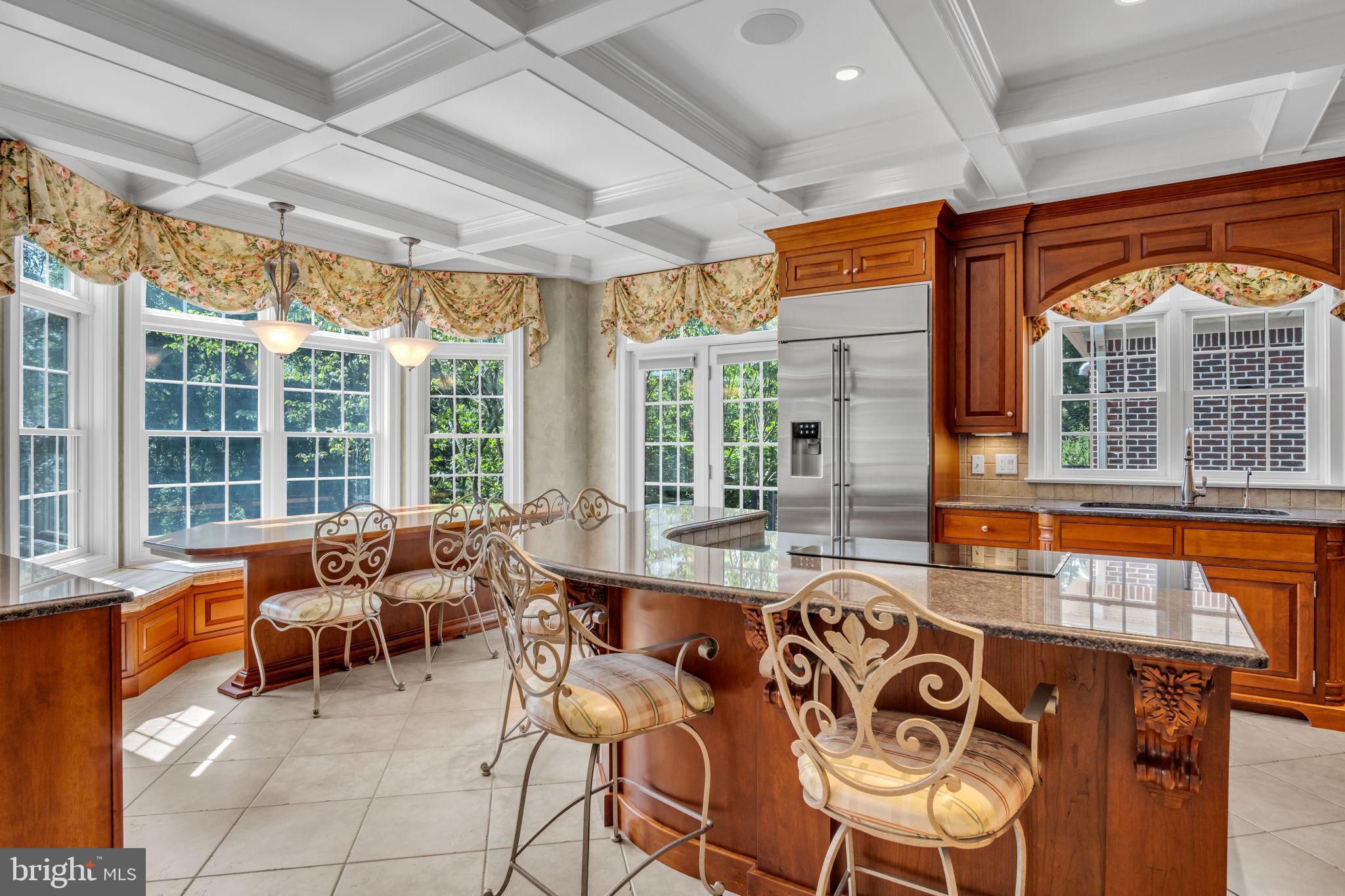RICH VALLEY MANOR - Residential