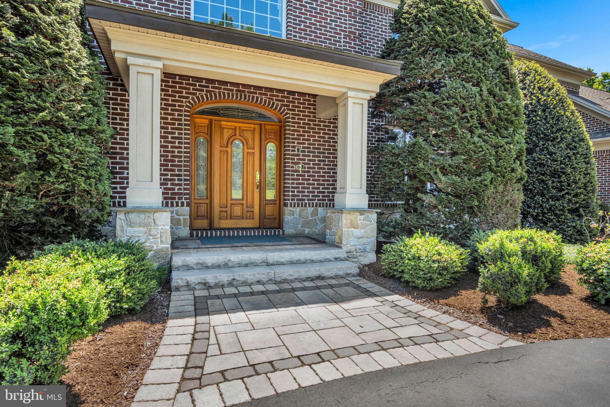 RICH VALLEY MANOR - Residential