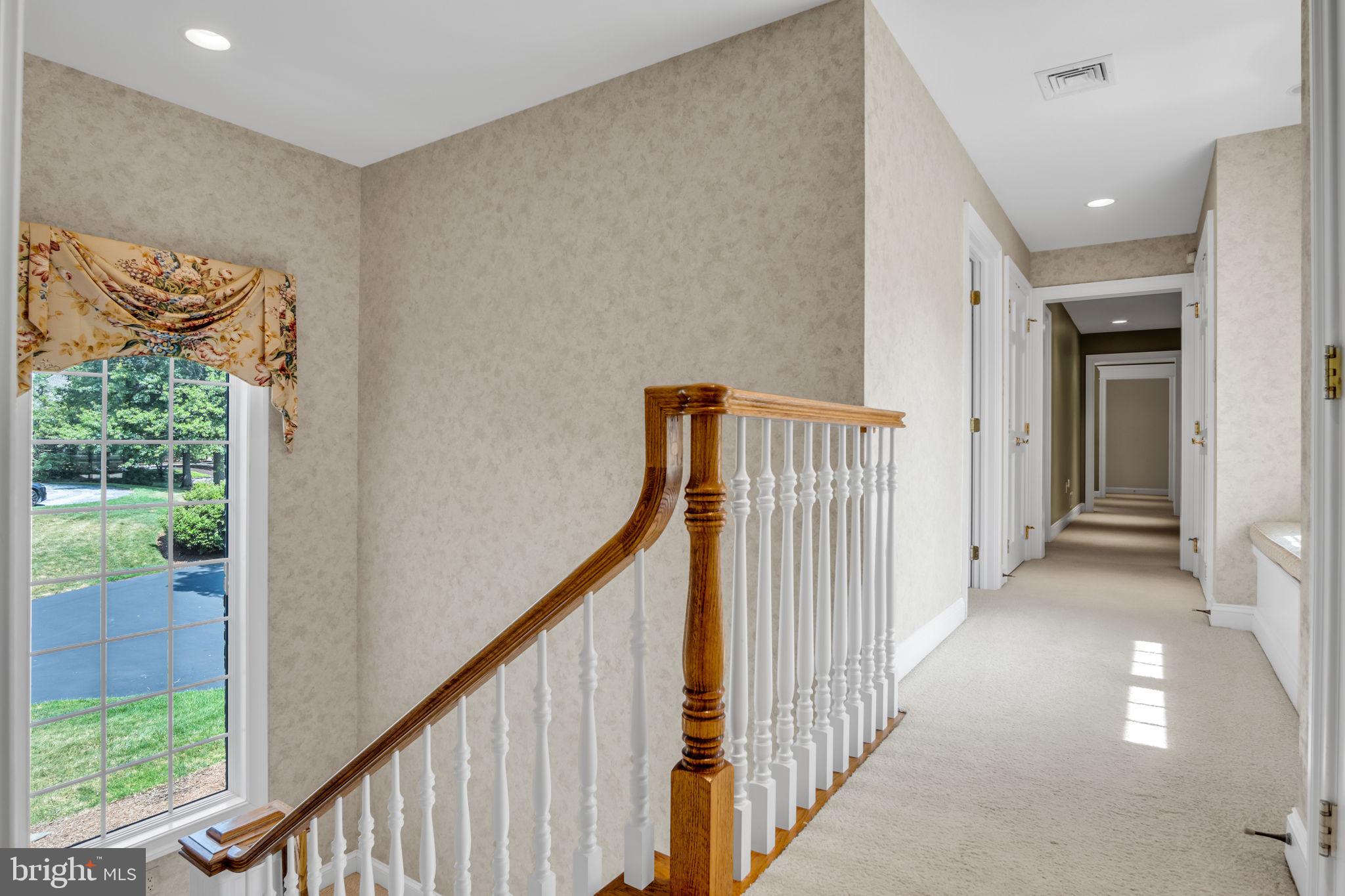 RICH VALLEY MANOR - Residential