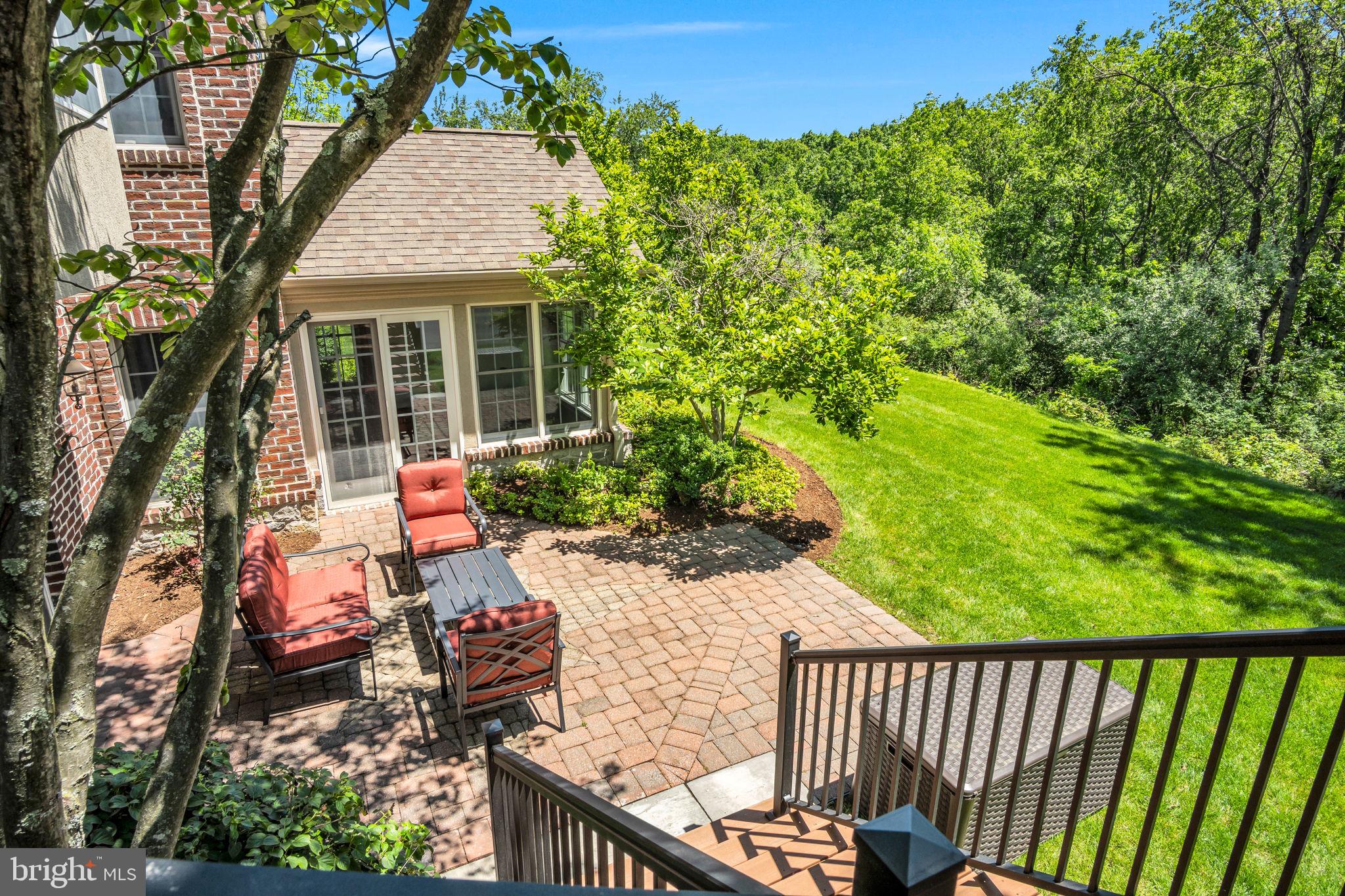 RICH VALLEY MANOR - Residential