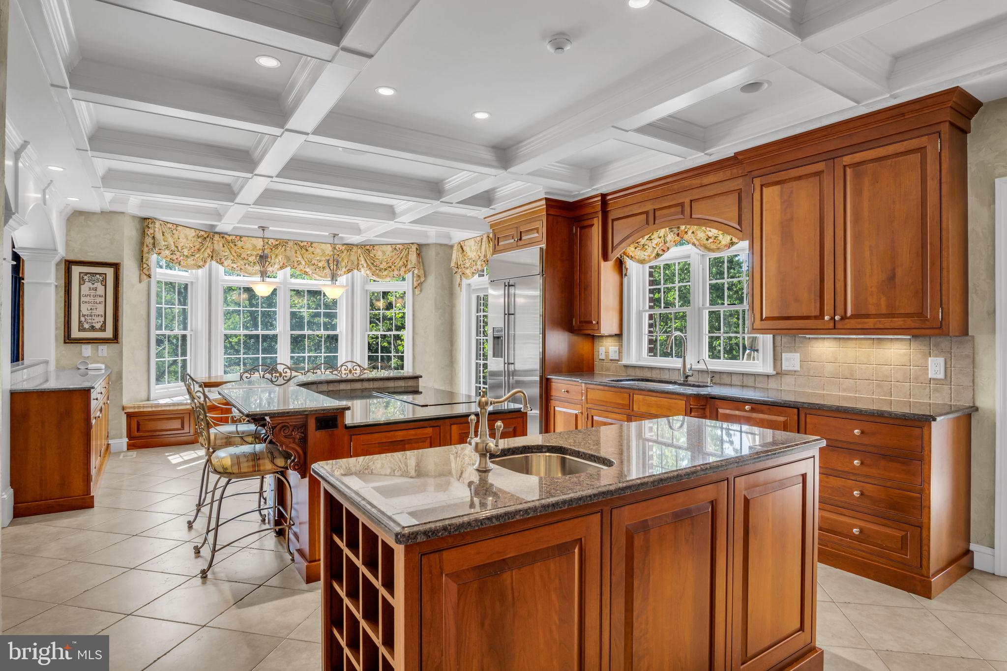 RICH VALLEY MANOR - Residential