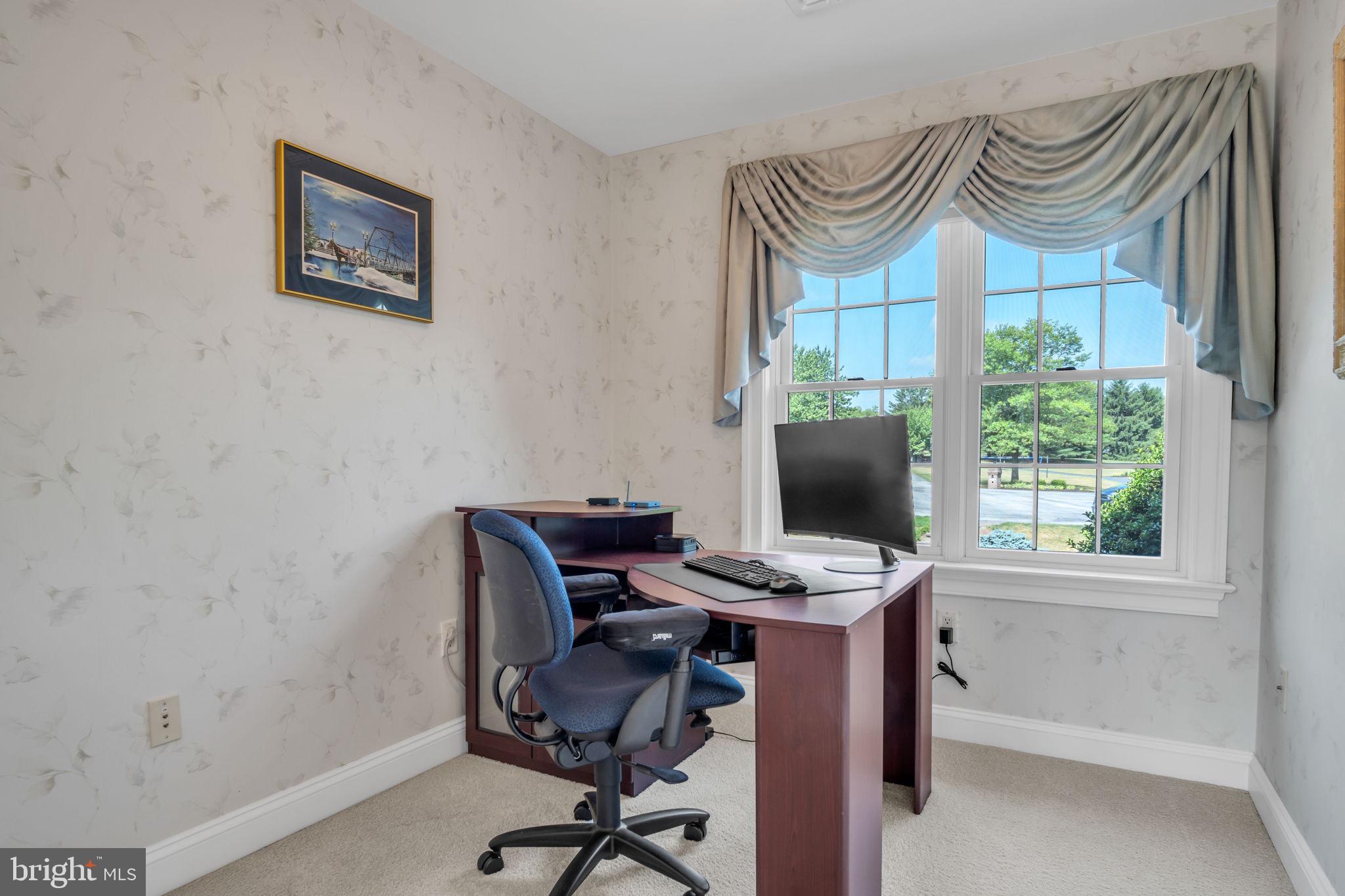 RICH VALLEY MANOR - Residential