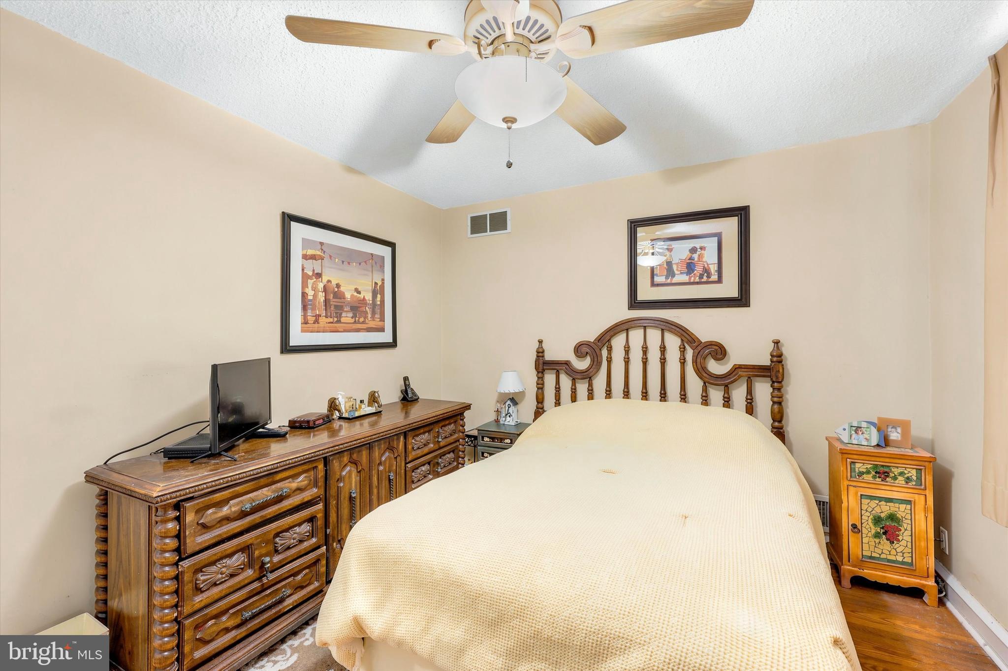 MERWOOD PARK - Residential
