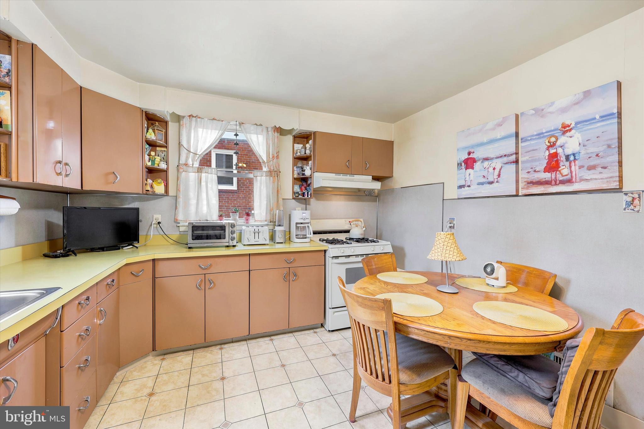 MERWOOD PARK - Residential