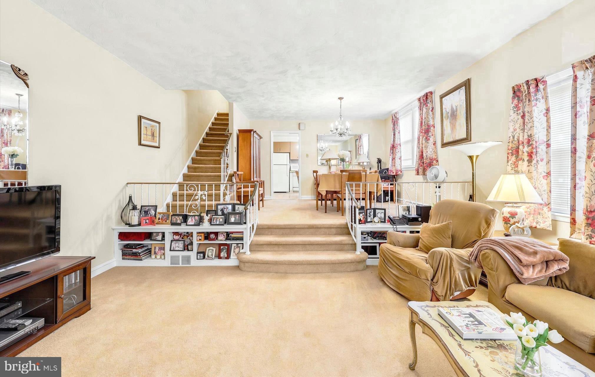 MERWOOD PARK - Residential