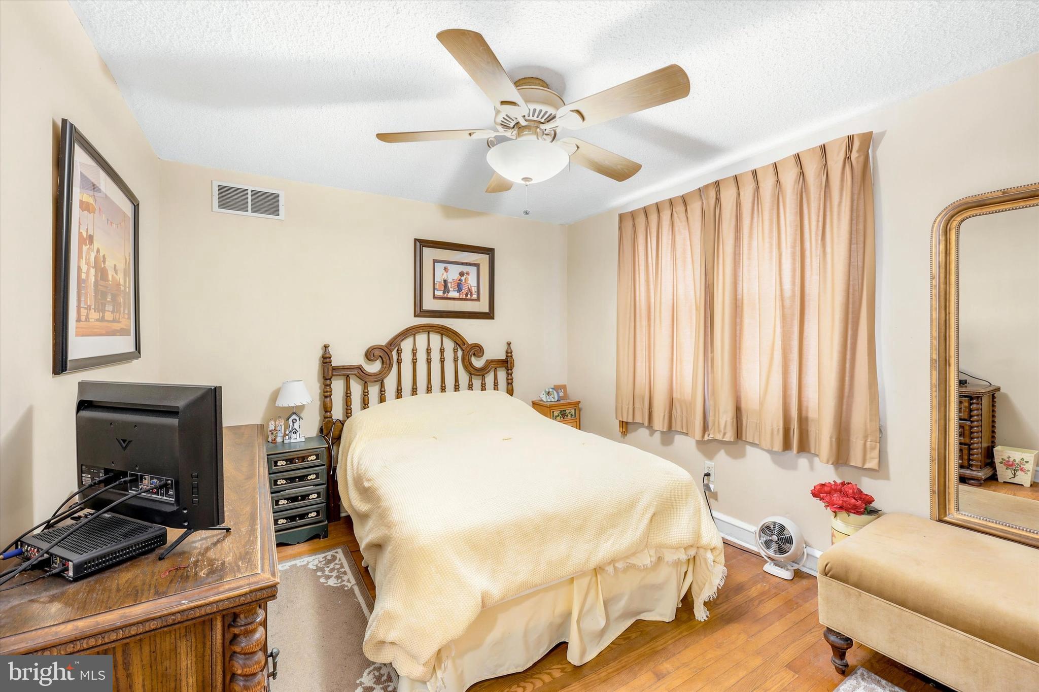 MERWOOD PARK - Residential